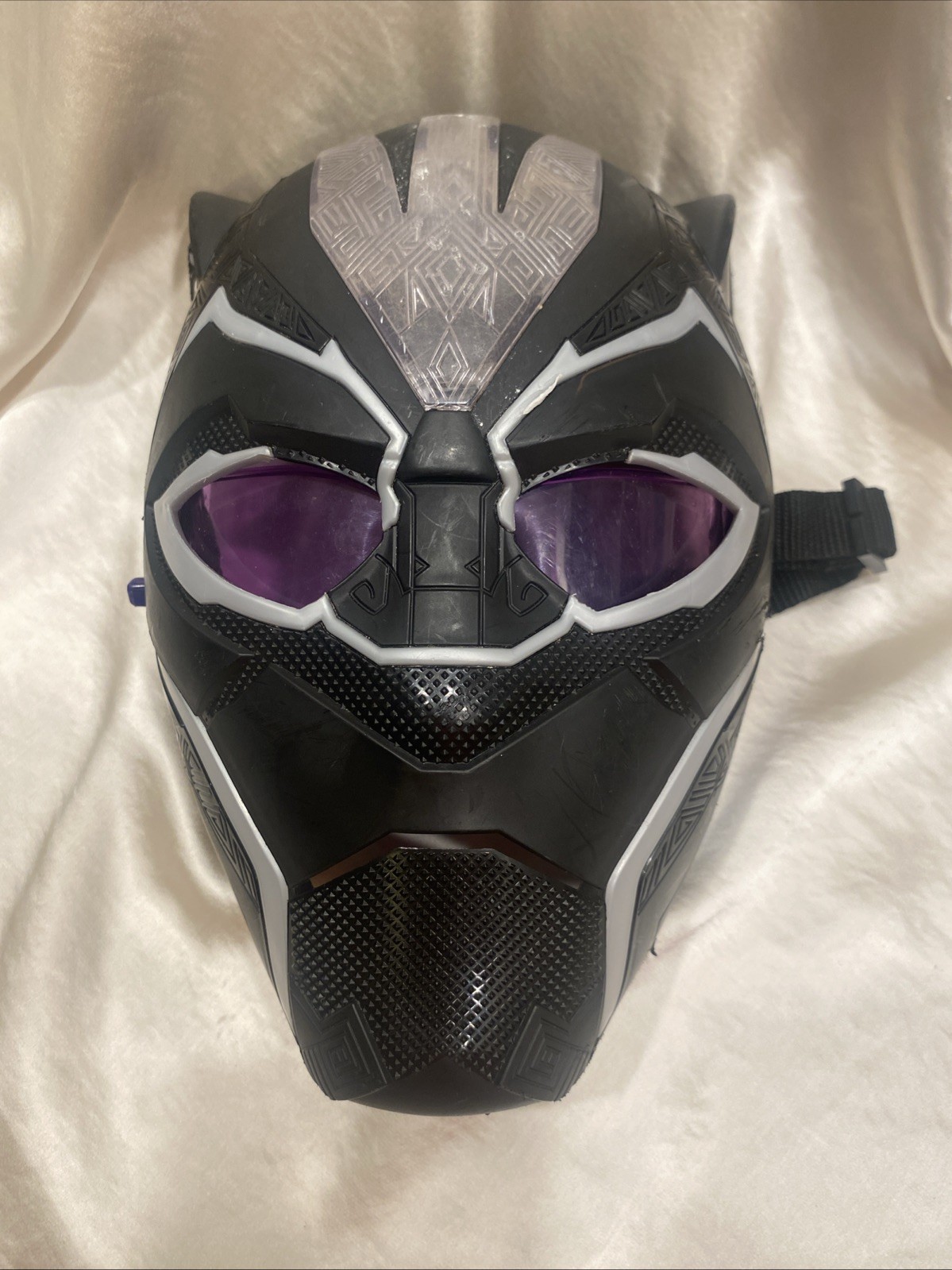 Marvel Avengers Black Panther Vibranium Power FX Light Up Mask Cosplay Costume