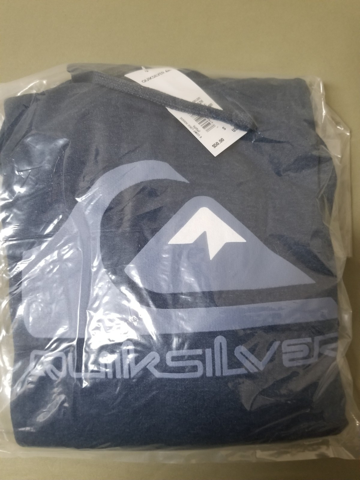 New Quiksilver Mens Pullover Hoodie. Retail 50.00