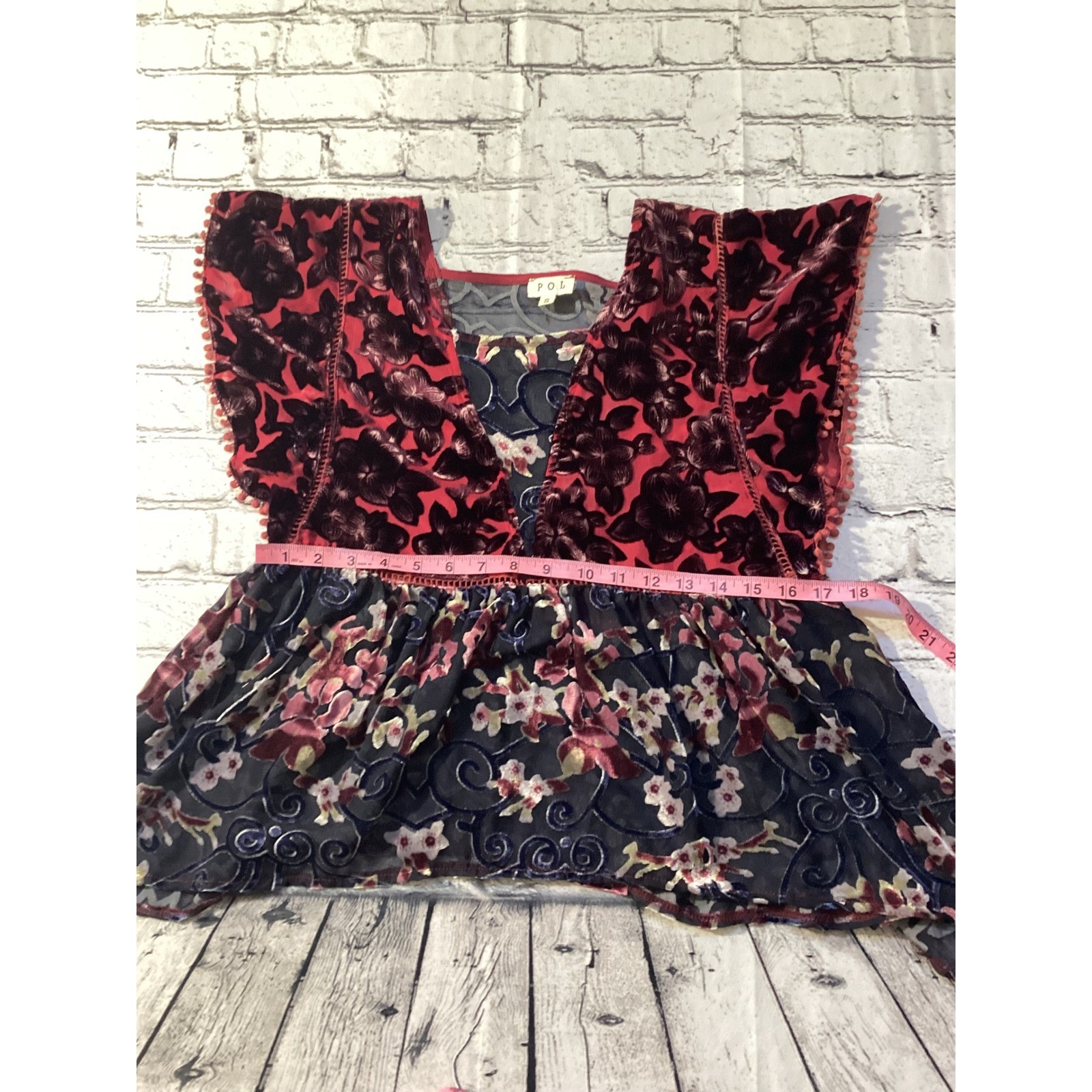 POL Maroon Black Floral Velvet Ruffle Flutter Sleeve V-Neck Peplum Top Small