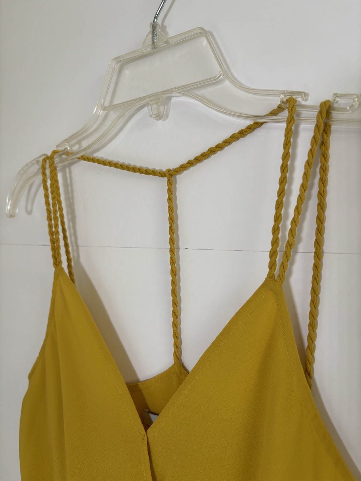 Naked Zebra Yellow Solid Chiffon V-Neck Sleeveless Cami Tank Top Size S
