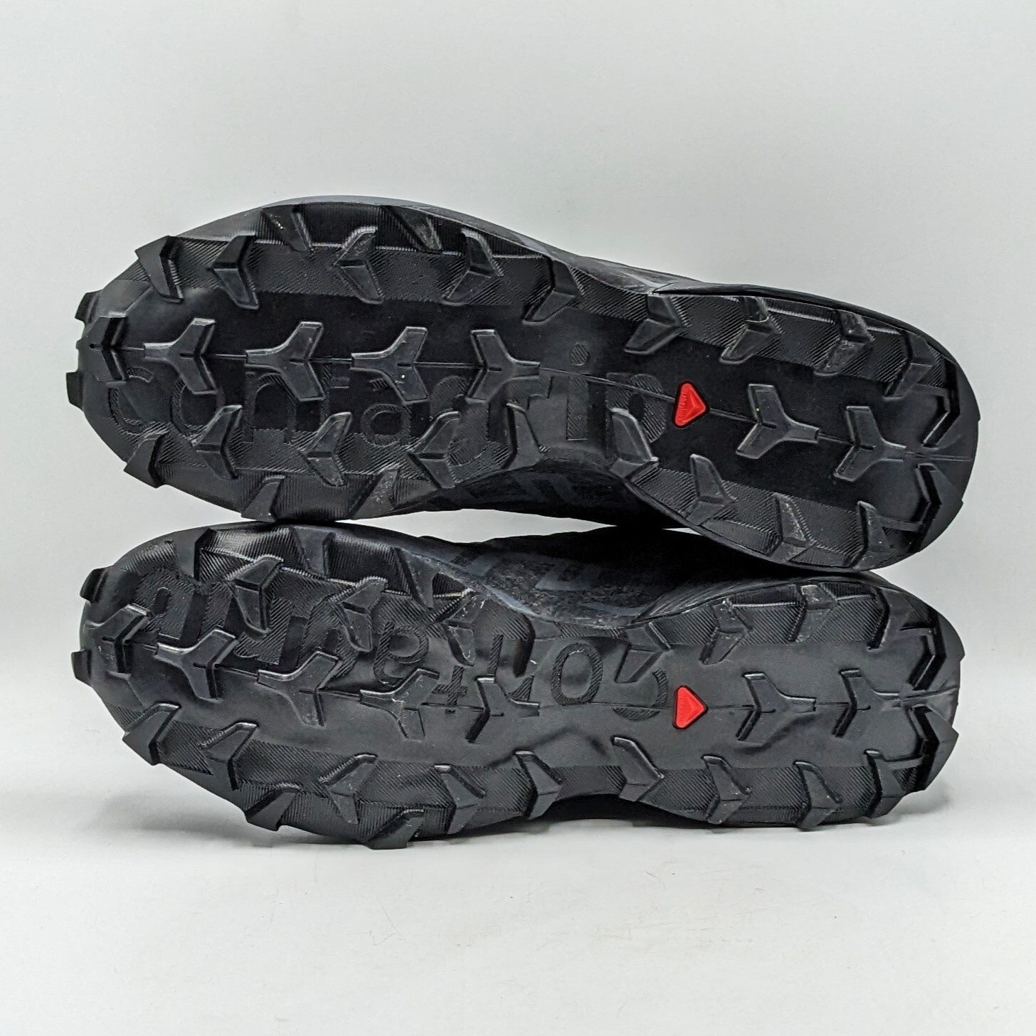 Salomon “Speedcross 6” Men’s Moderate Terrain Running Shoe [Black/Phantom] – NEW