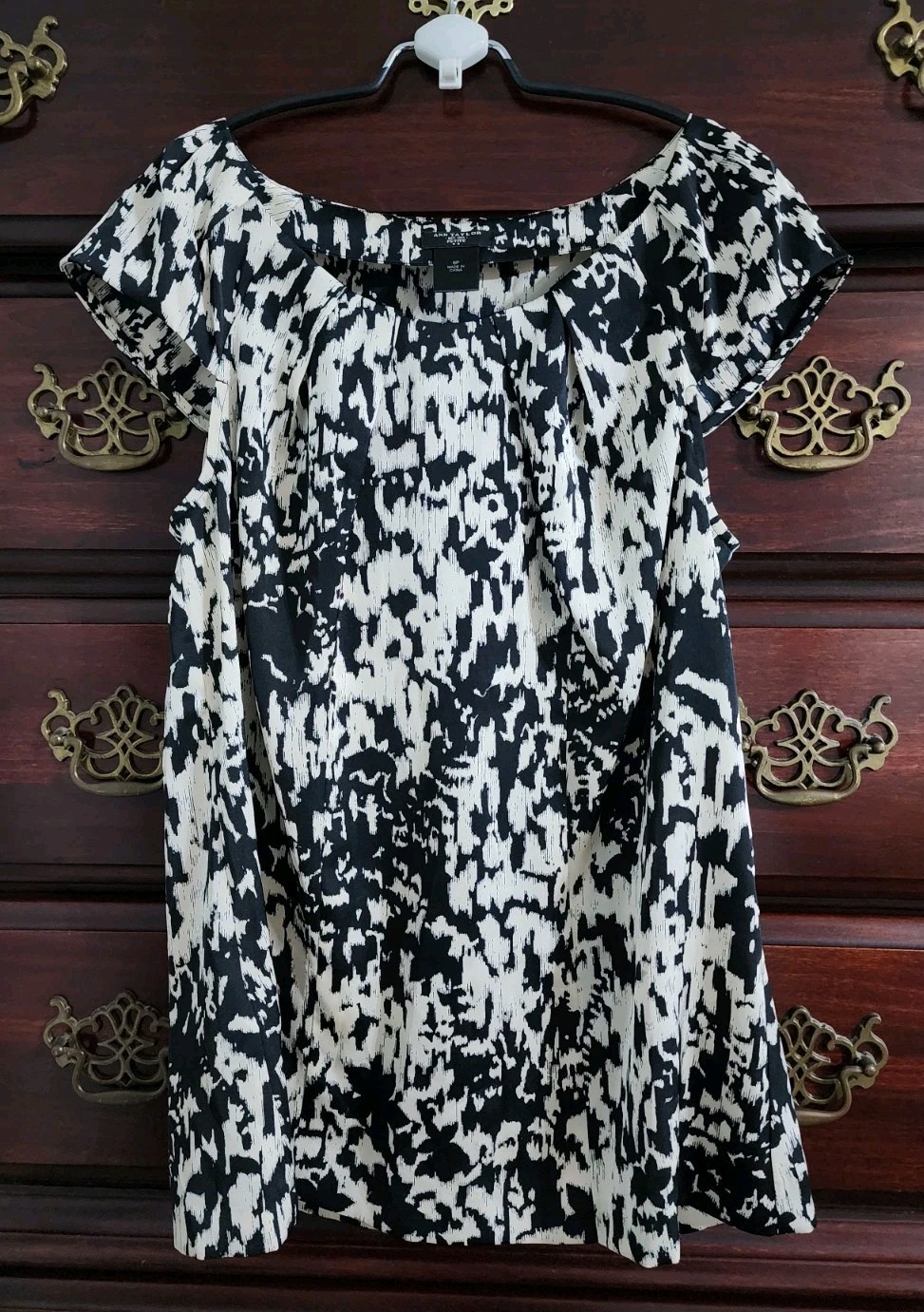 Ann Taylor Petite Top, 6P