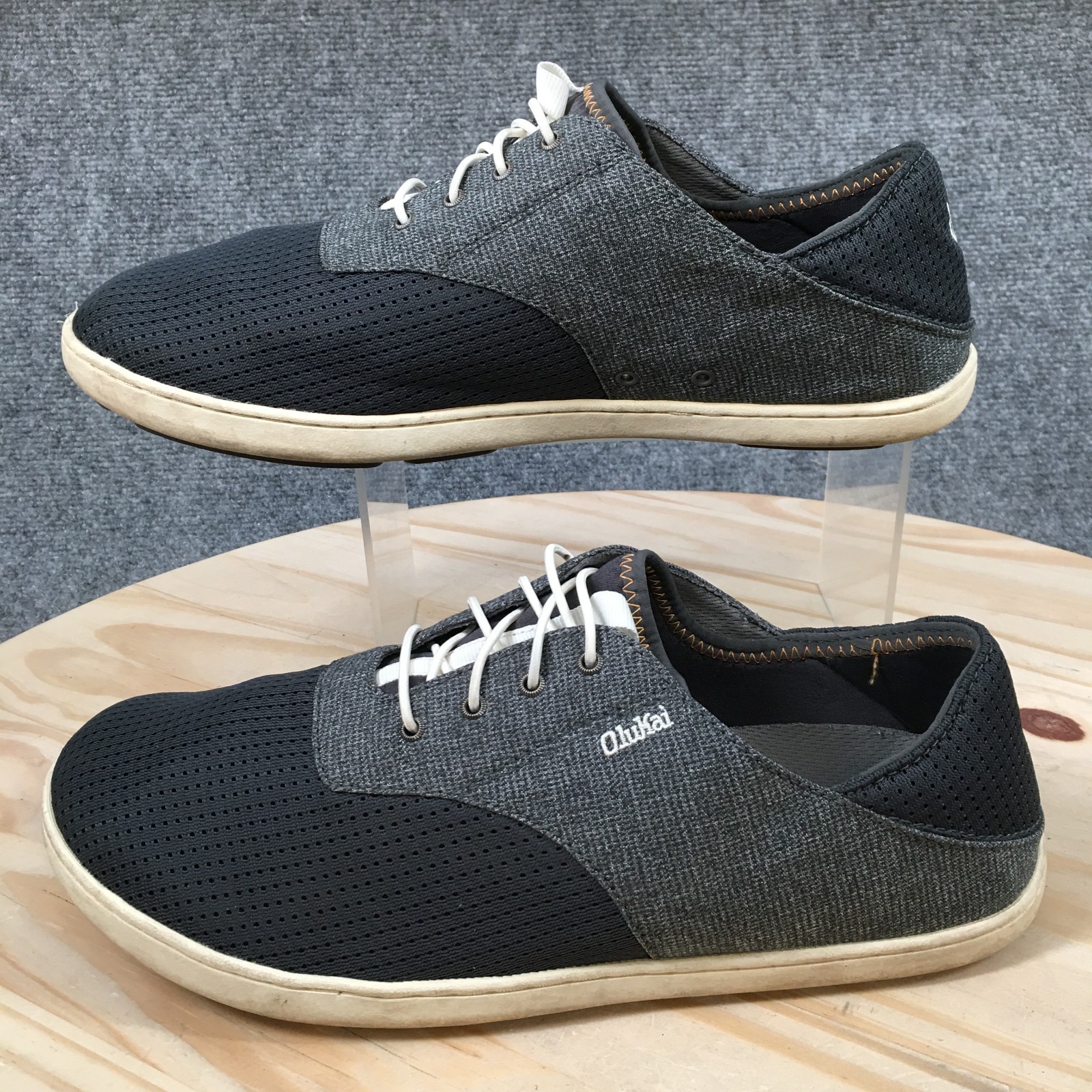 OluKai Shoes Mens 9.5 Black Nohea Moku Casual Sneakers Mesh Lace Up Low Top