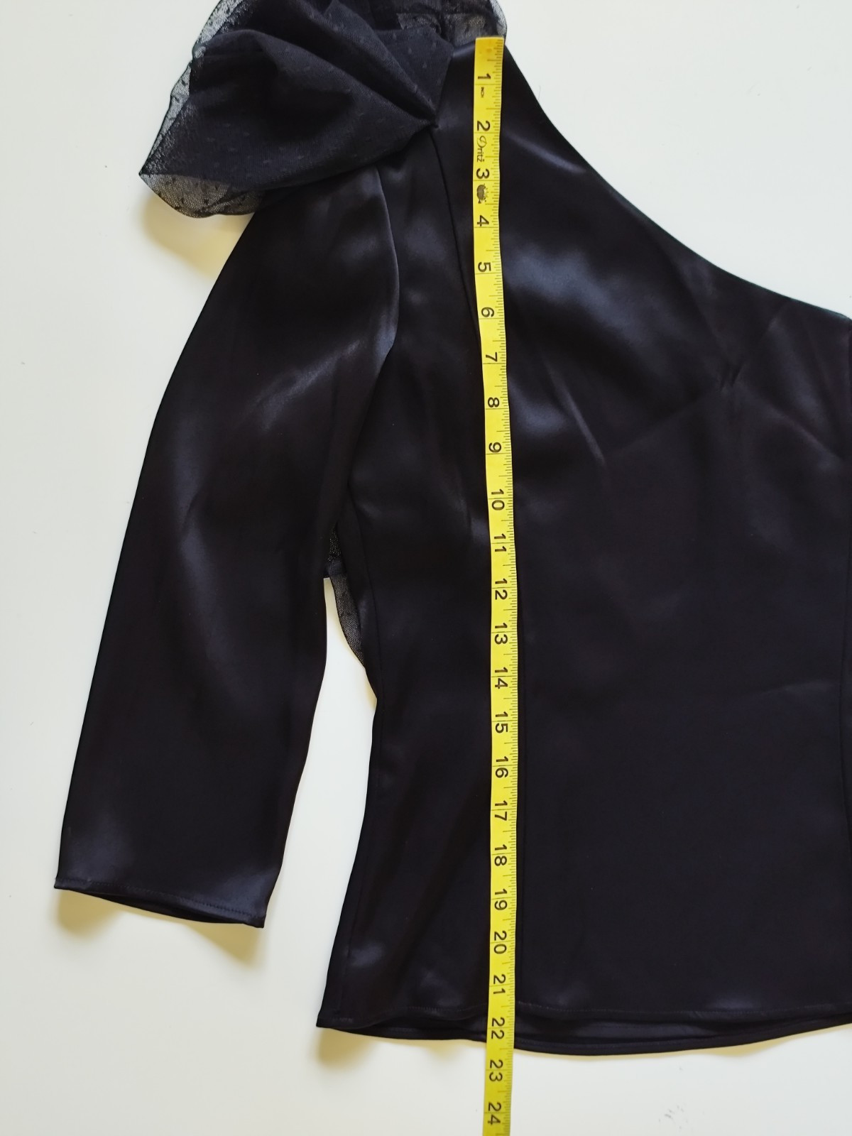 St. John Evening One Shoulder Blouse Black Embellished Tulle Raffle sz.2 Womens