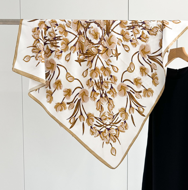 100% Silk Mulberry 35” Scarf For Women Neckerchief Wrap Flower branches Print