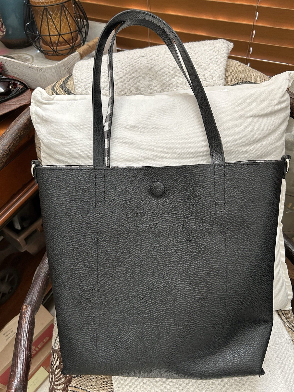 Black Pebbled Tote Bag Checkered Lining Button Closure Inner Pockets Silver