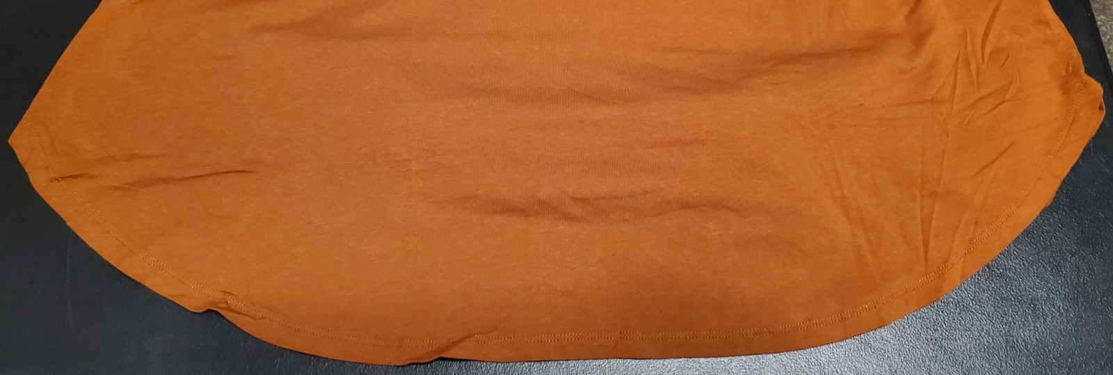 Ava & Viv Women’s Scoop Neck Top T-Shirt Curved Bottom Rust Color Size 2X – NWT