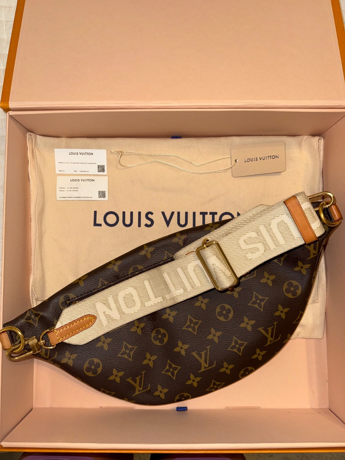 Louis Vuitton High Rise Monogram w/ tags
