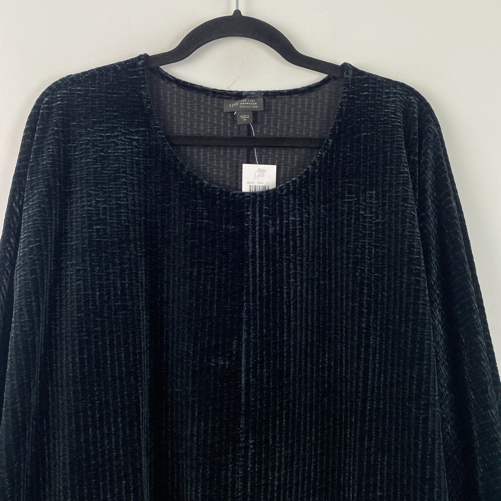 J Jill Wearever Crushed Velvet Wedge Top Size 2X Black 3/4 Dolman Sleeves