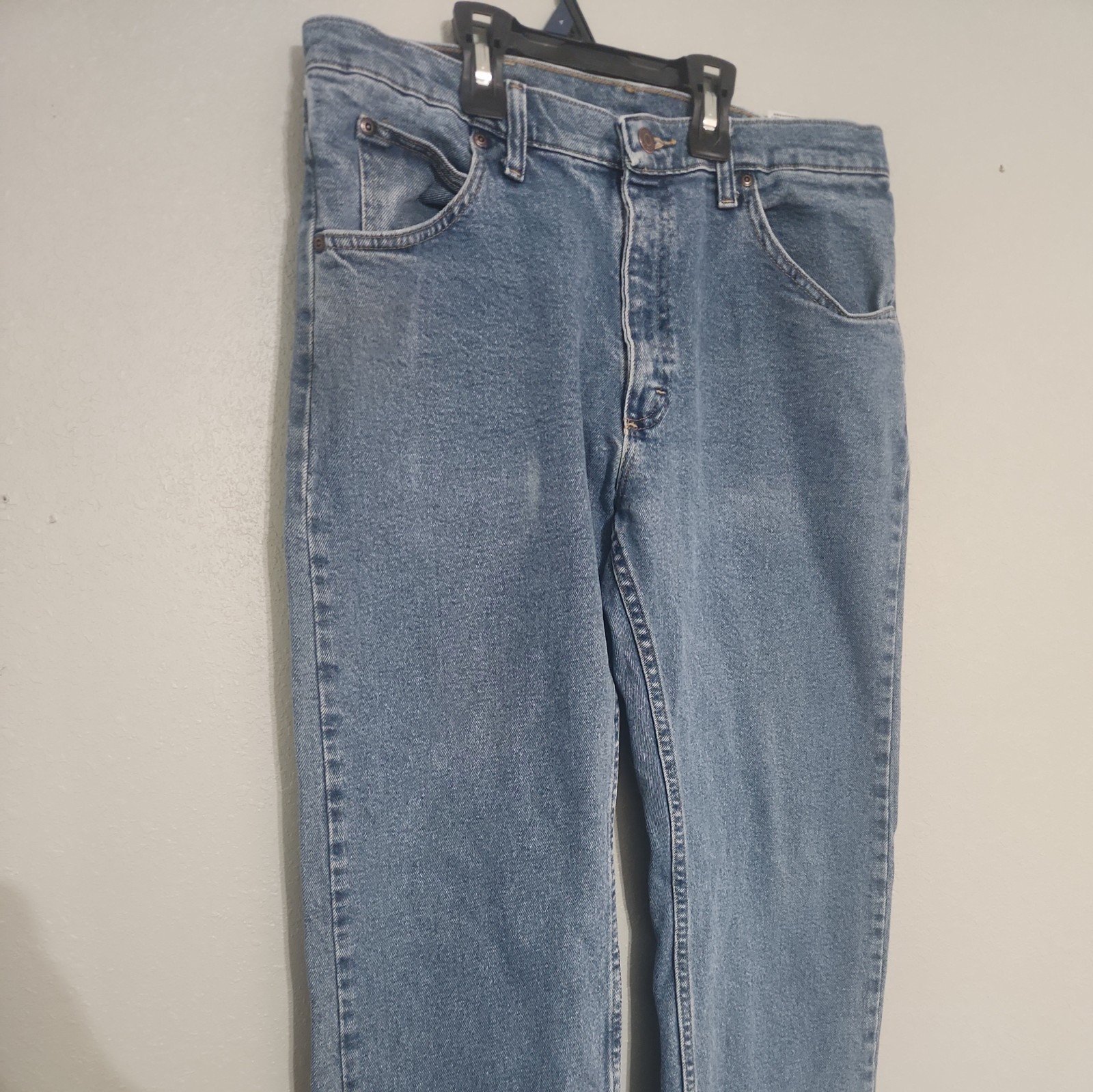 X3 PAIRS Wrangler Men’s Jeans 34×30 Relaxed Fit Blue Denim Straight Leg LOT OF 3