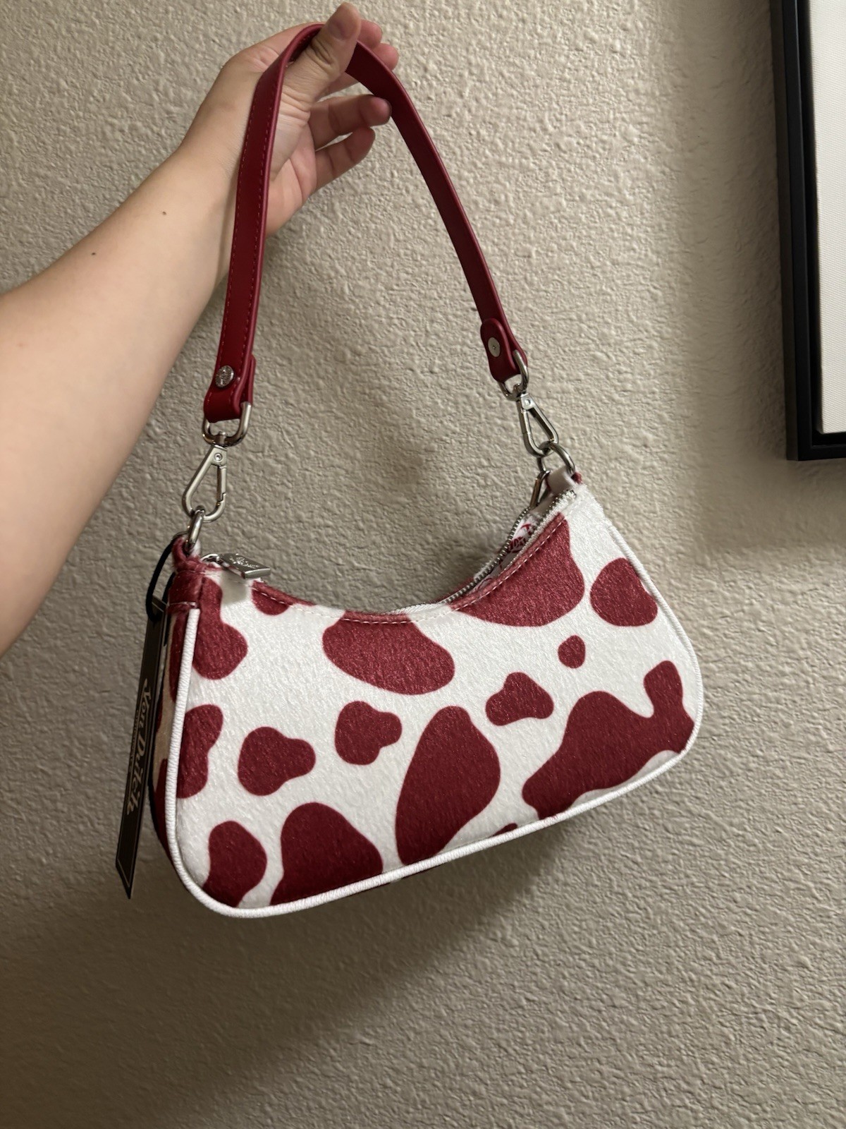 Von Dutch Small Cow Print Shoulder Bag Zip Closure Chain Strap Charm Pockets