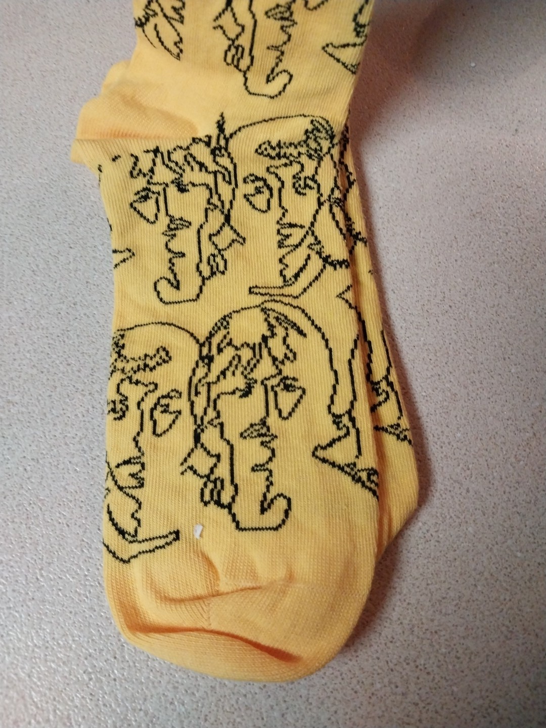 Happy Socks The Beatles Crew Socks Men’s Size 8-12, Women’s Size 10-12.5