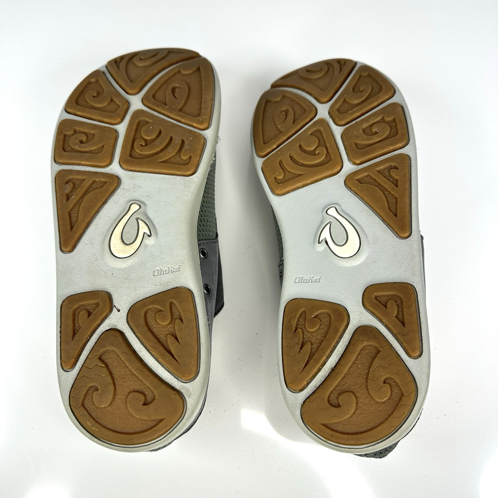 Mens OluKai Nohea Moku Casual Shoes Low Top Sneakers Gray Size 11 Comfort