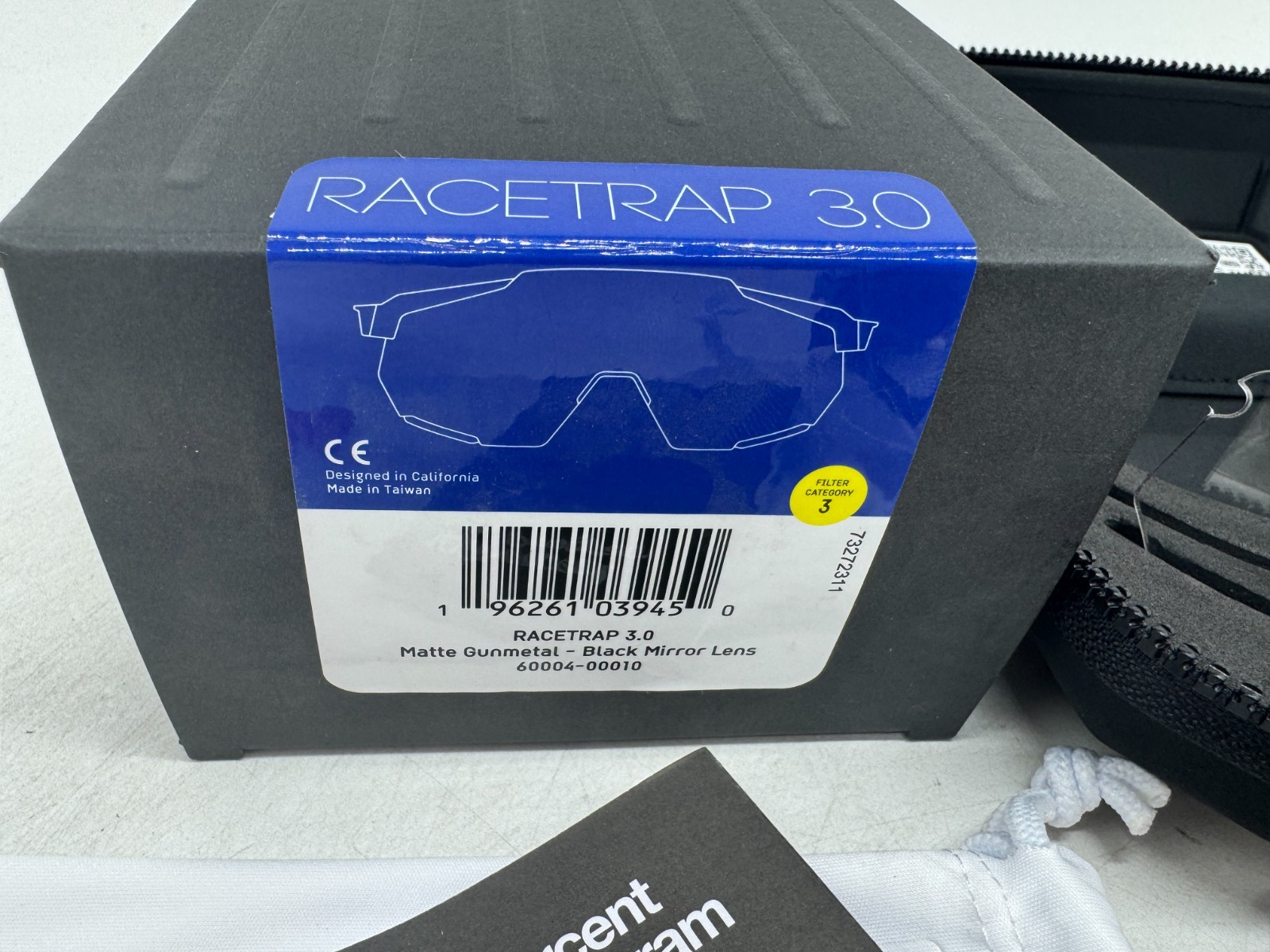 100% Racetrap 3.0 Performance HD Sunglasses Sport HiPER Black Mirror Lens UV400