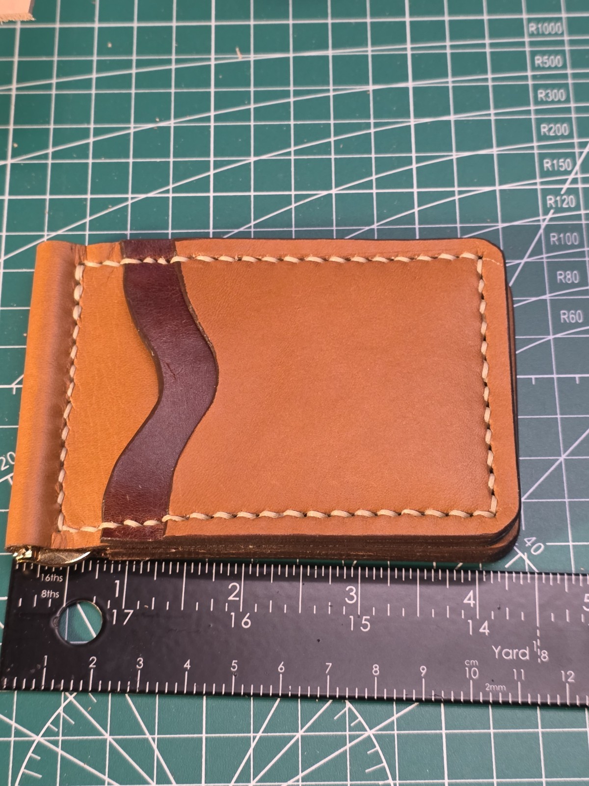 Hand Made Full Grain Leather Money Clip Hold 8 Cards.