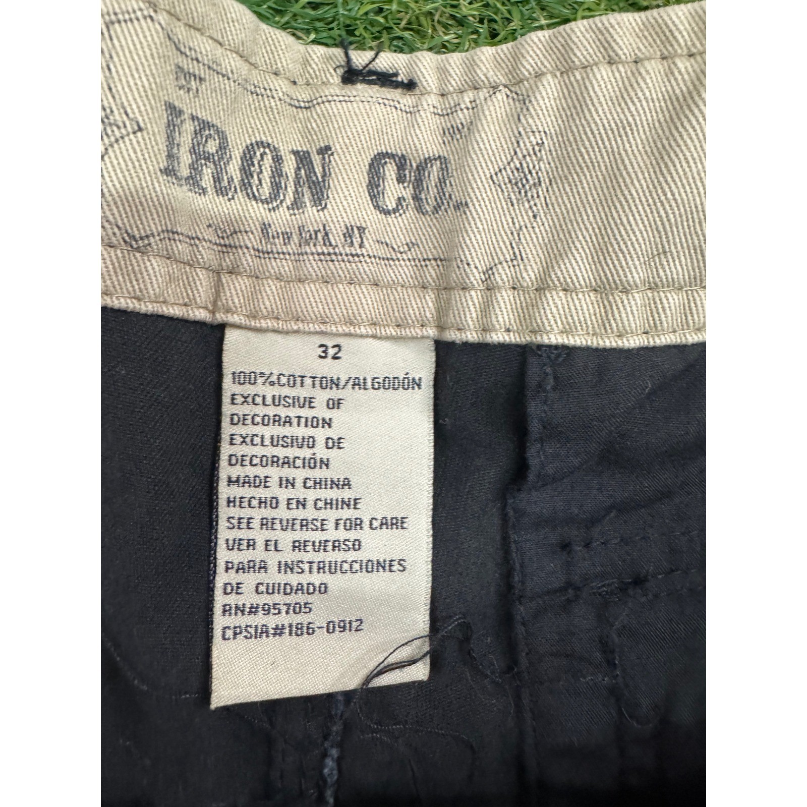 Iron Co Mens Cargo Shorts Black Heavy Vintage Wash Raw Hem With Belt Size 32 NWT