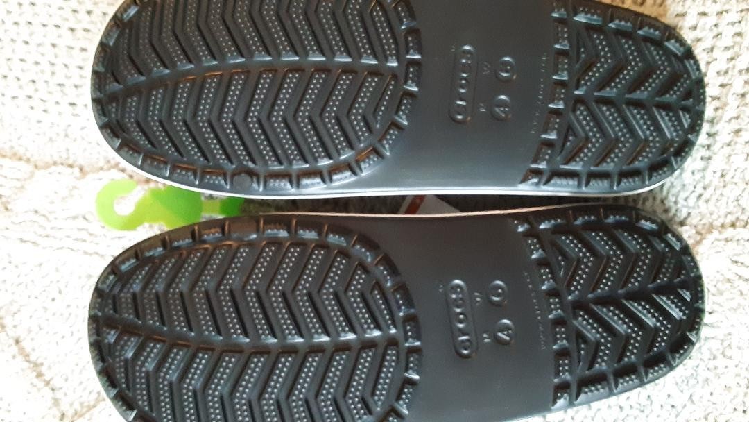 Crocs Adult Bayaband Slide Sandals Black/White Women’s 6 NWT