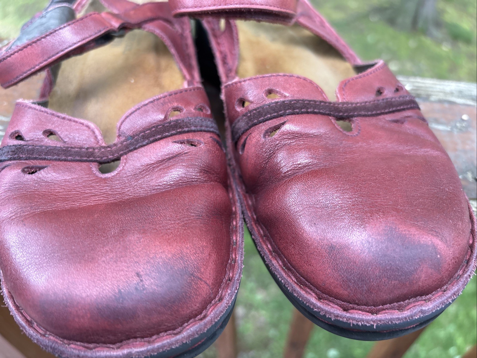 Naot Shoes 39 US 8 Gardenia Sandals Slingback Mary Jane Israel Red Burgundy