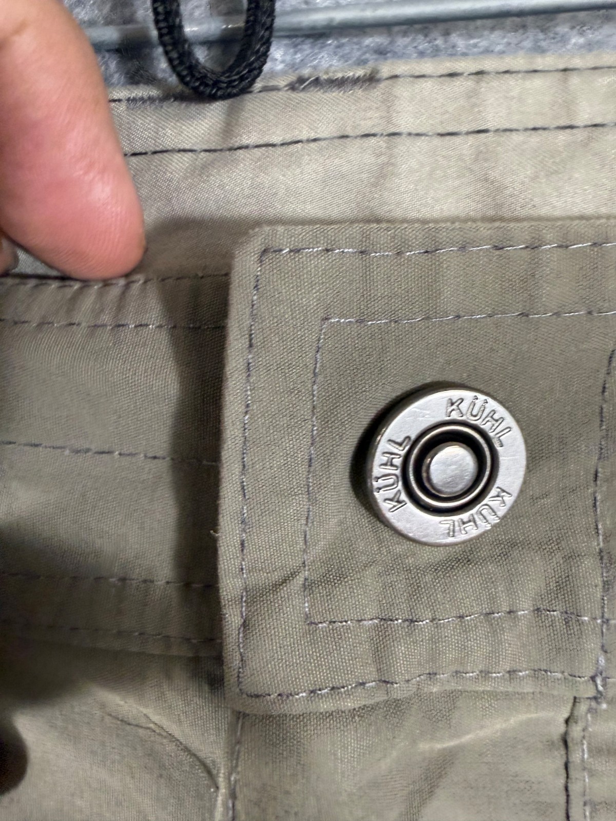 Kuhl Hiking Camping Shorts Mens 36 Khaki Beige Stretch Outdoor Utility Pockets