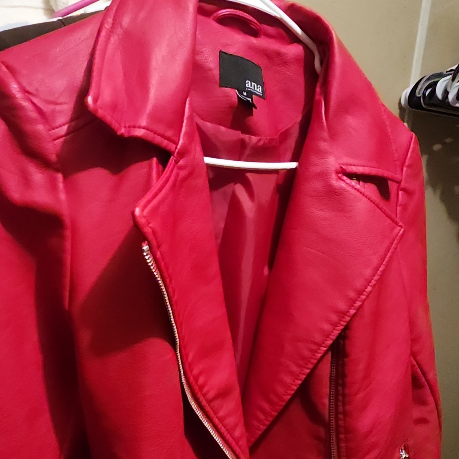 a.n.a Women’s Red Biker Jacket Zip Front Long Sleeve Lined Pockets Size M