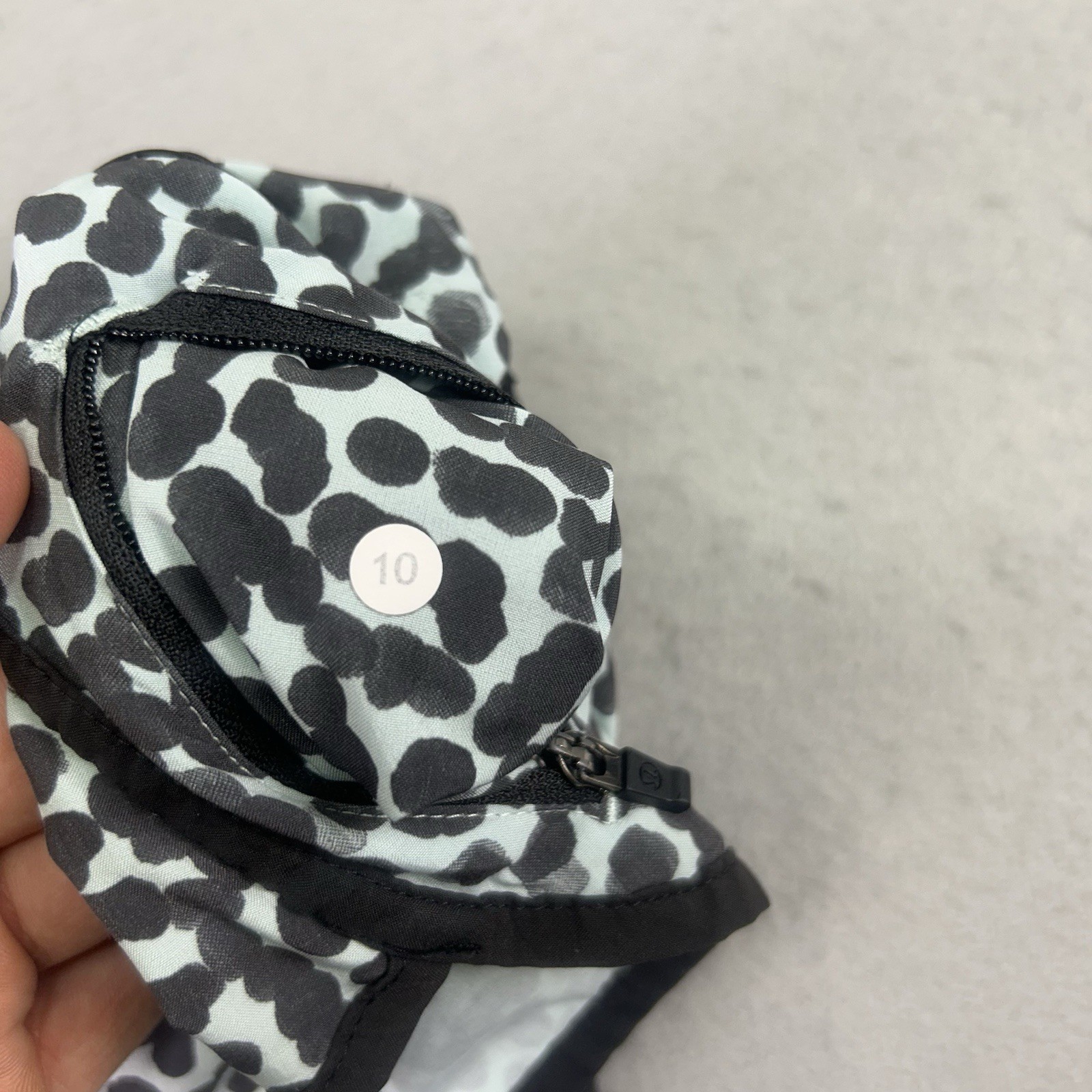 Lululemon Tracker Short III Sz 10 Ace Spot Tranquil Blue Black 4” Run Gym Yoga