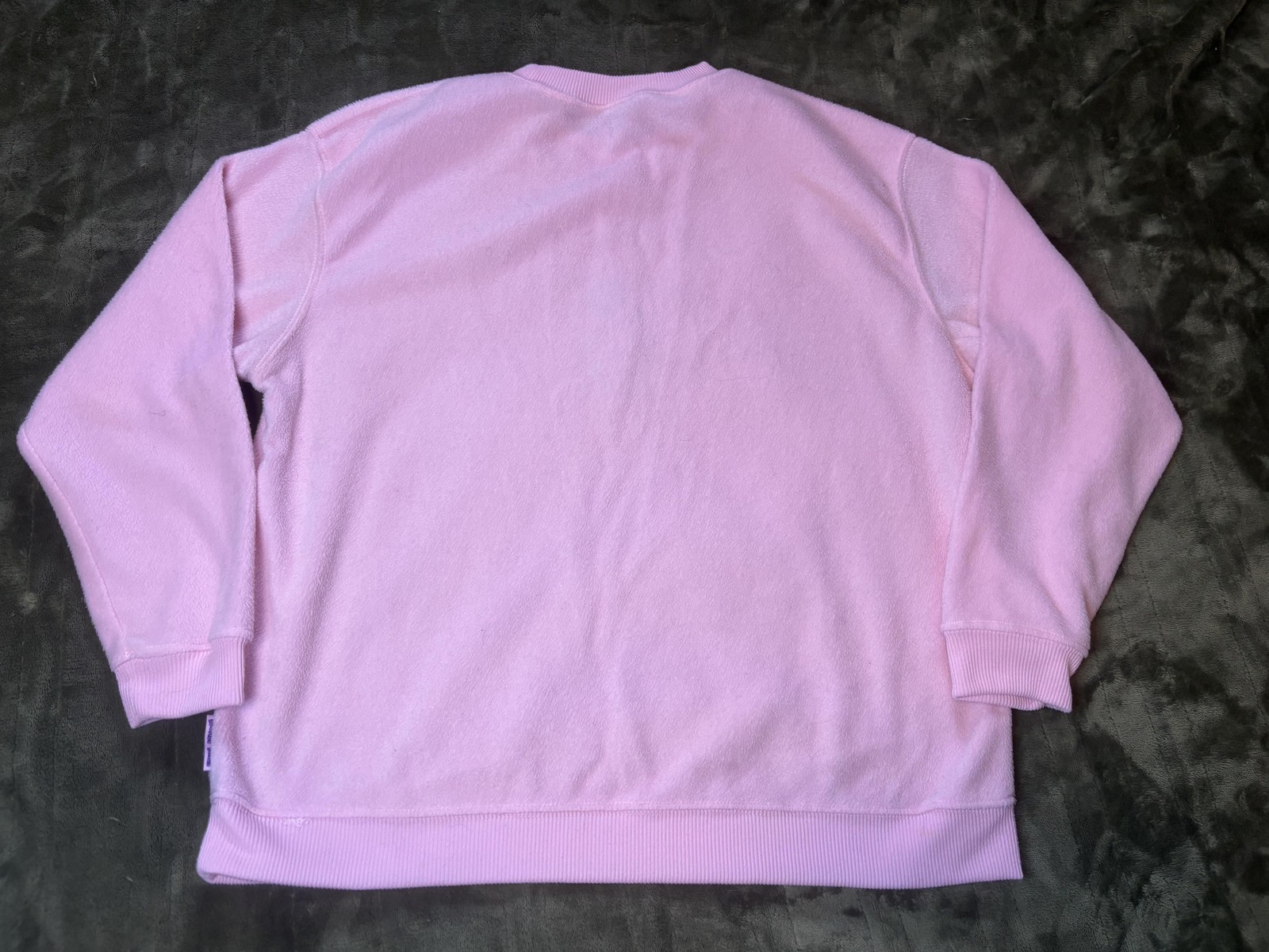 Looney Tunes Sweatshirt Large Pink Enchanting Skunk Graphic Crewneck Fleece