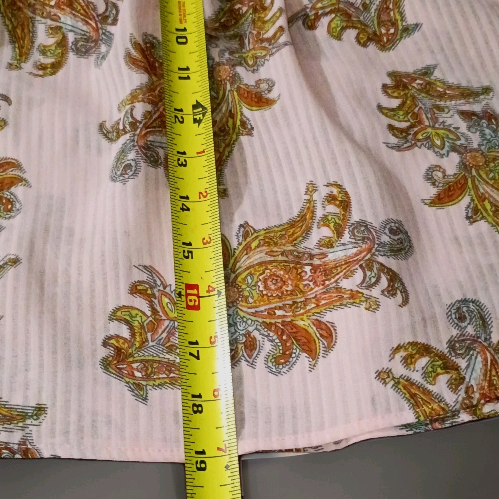 Ophelia Roe Pink Paisley Chiffon Polyester Pleated Button V-Neck Blouse M