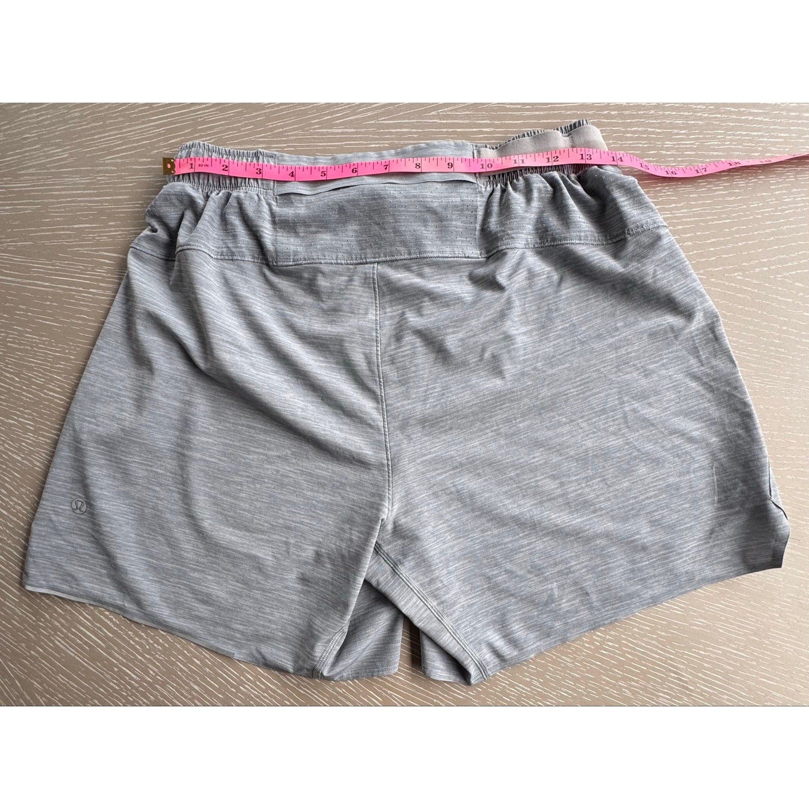 Lululemon Men’s Pace Breaker Lined Athletic Shorts Heather Gray Size Medium M