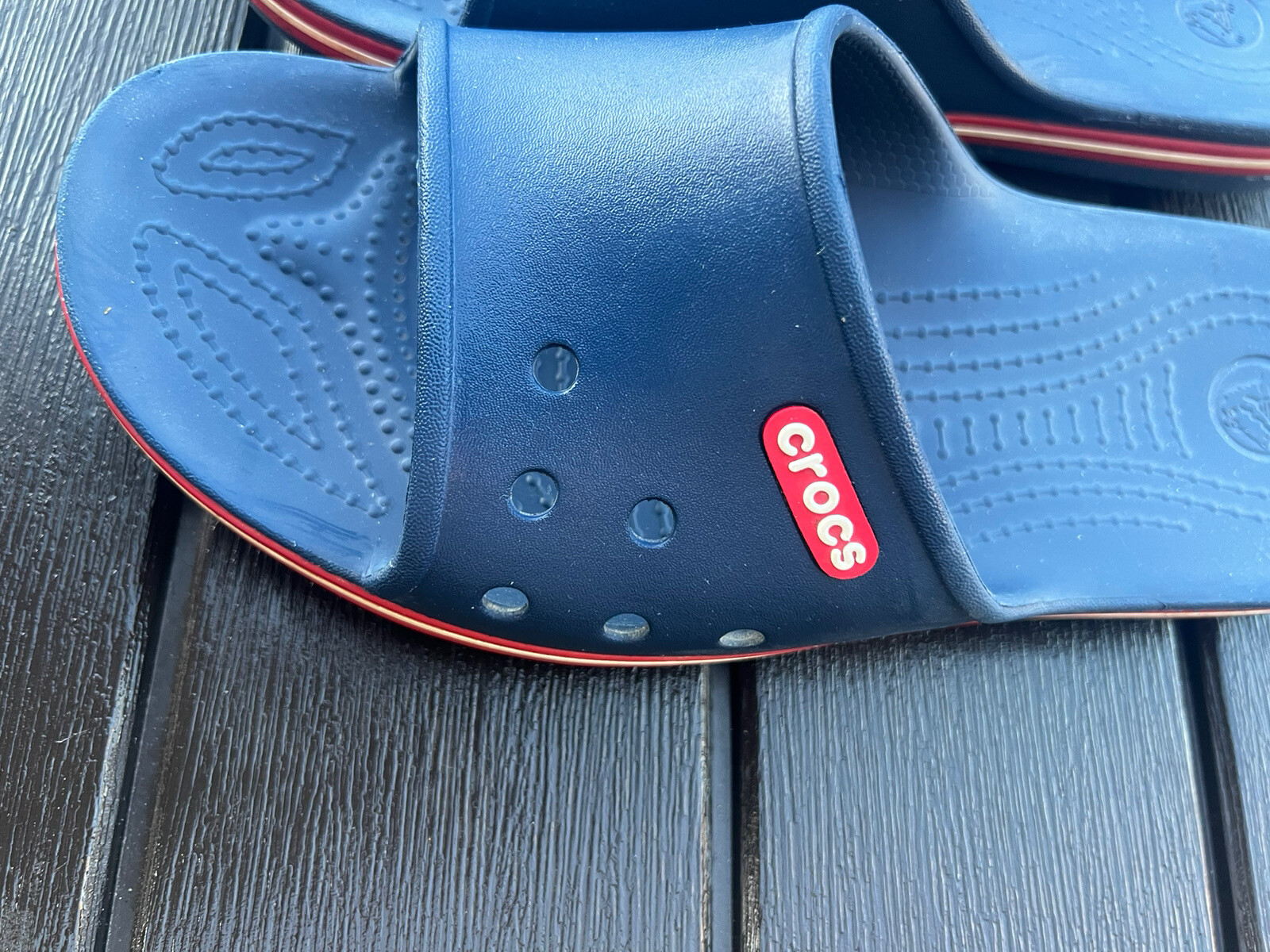 Crocs Men (8) and Women (10) Crocband II Slides Navy/Pepper Relaxed Fit
