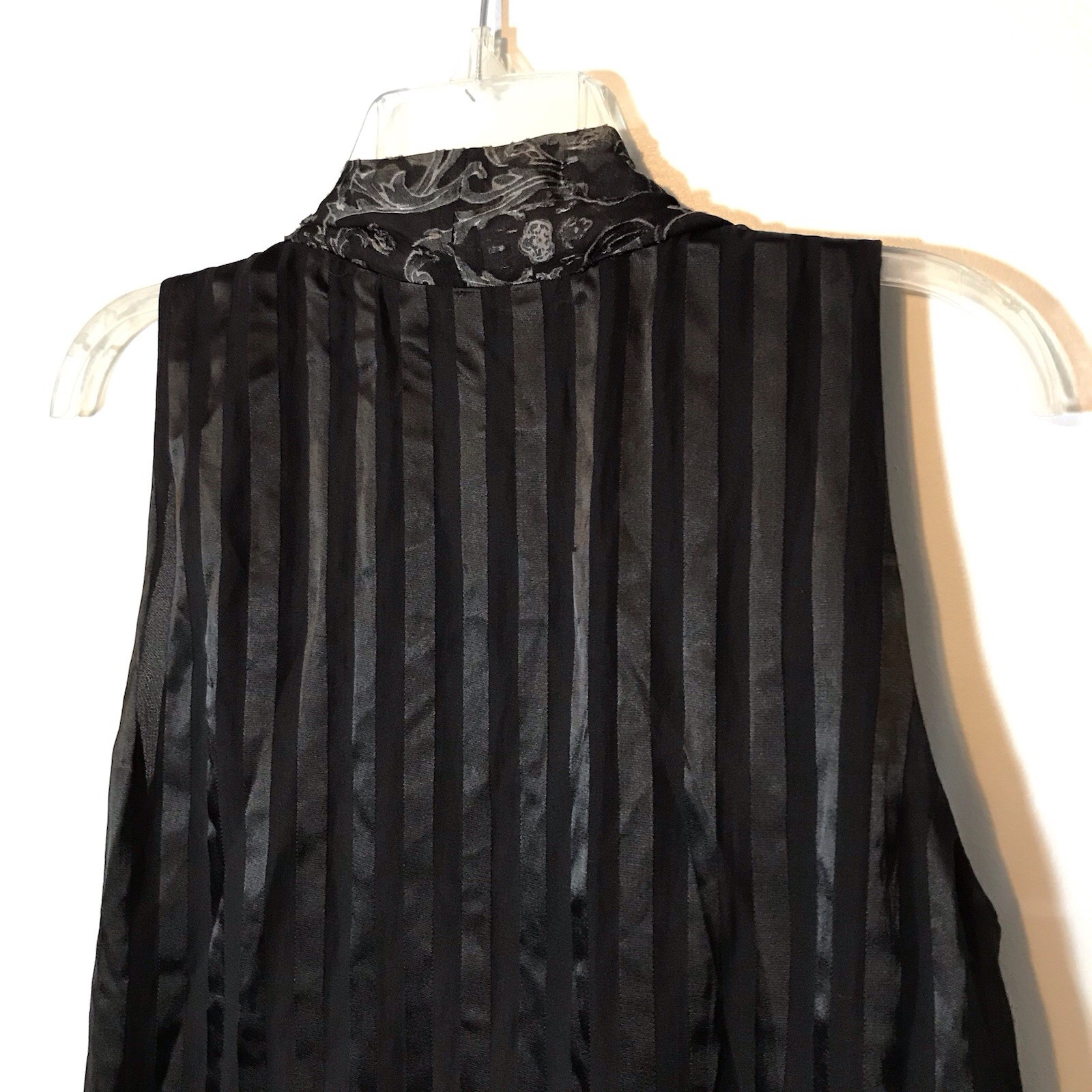 Alice & Olivia Silk Striped Baroque Swirl Neck Tie Flowy Witchy Whimsigoth Top S