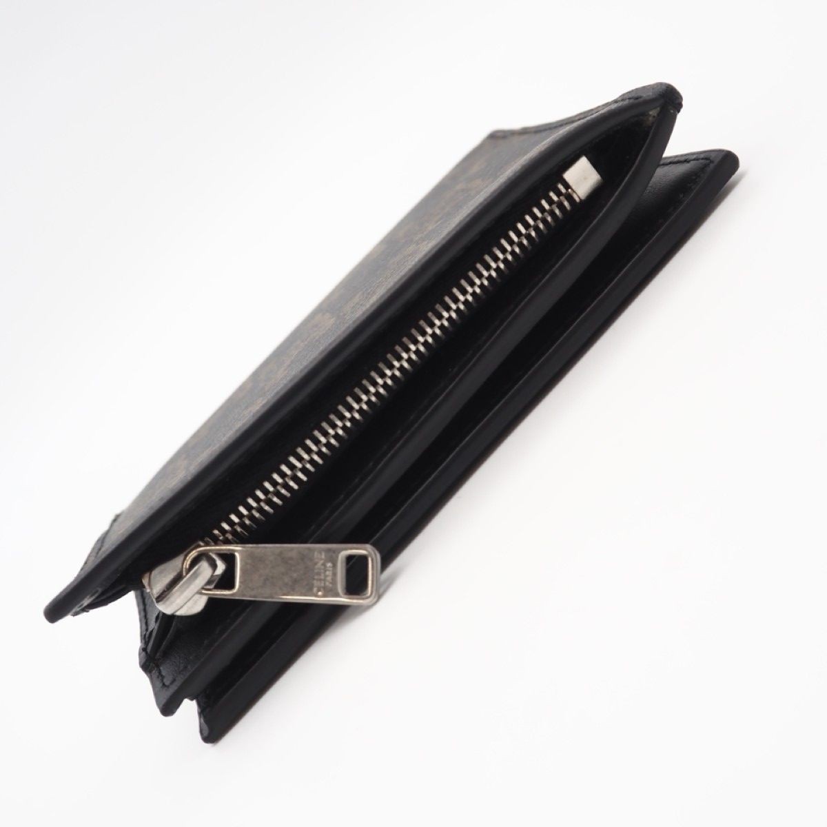 Returns accepted within 3 days Condition CELINE Triomphe Canvas Compact Wallet