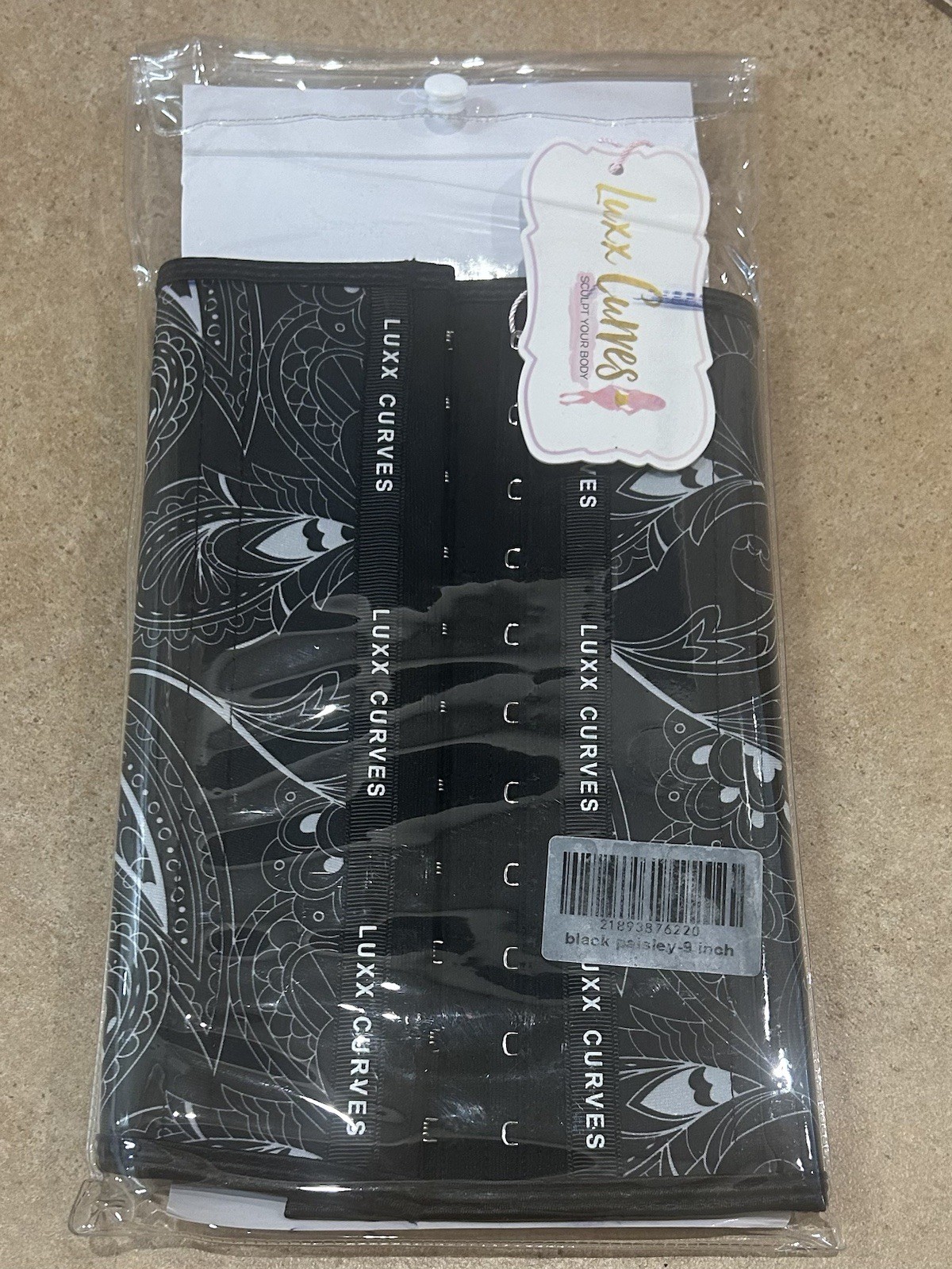 NWT Luxx Curves Waist Trainer, Size small, Short Torso, Black Paisley