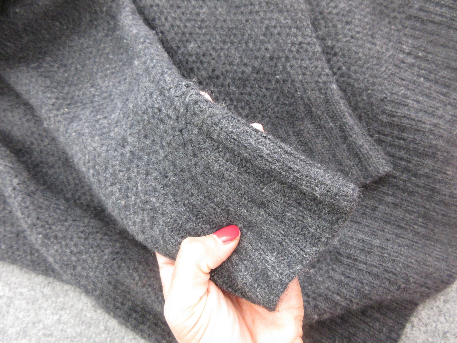 Ply Cashmere Sweater Womens XS Gray 100% Cashmere Hooded V Neck Knit Pullover