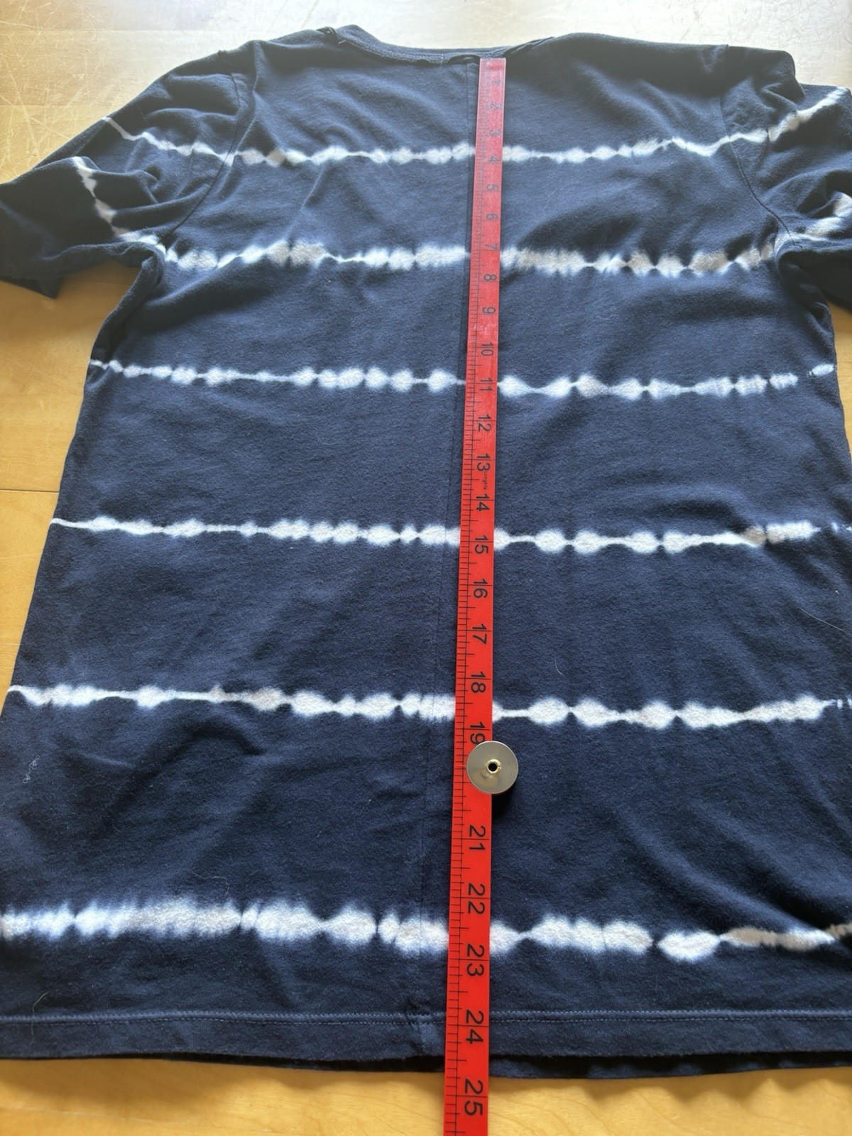 Gap Top Womens Medium M Navy Blue Tie Dye Striped Cotton V-Neck T-Shirt