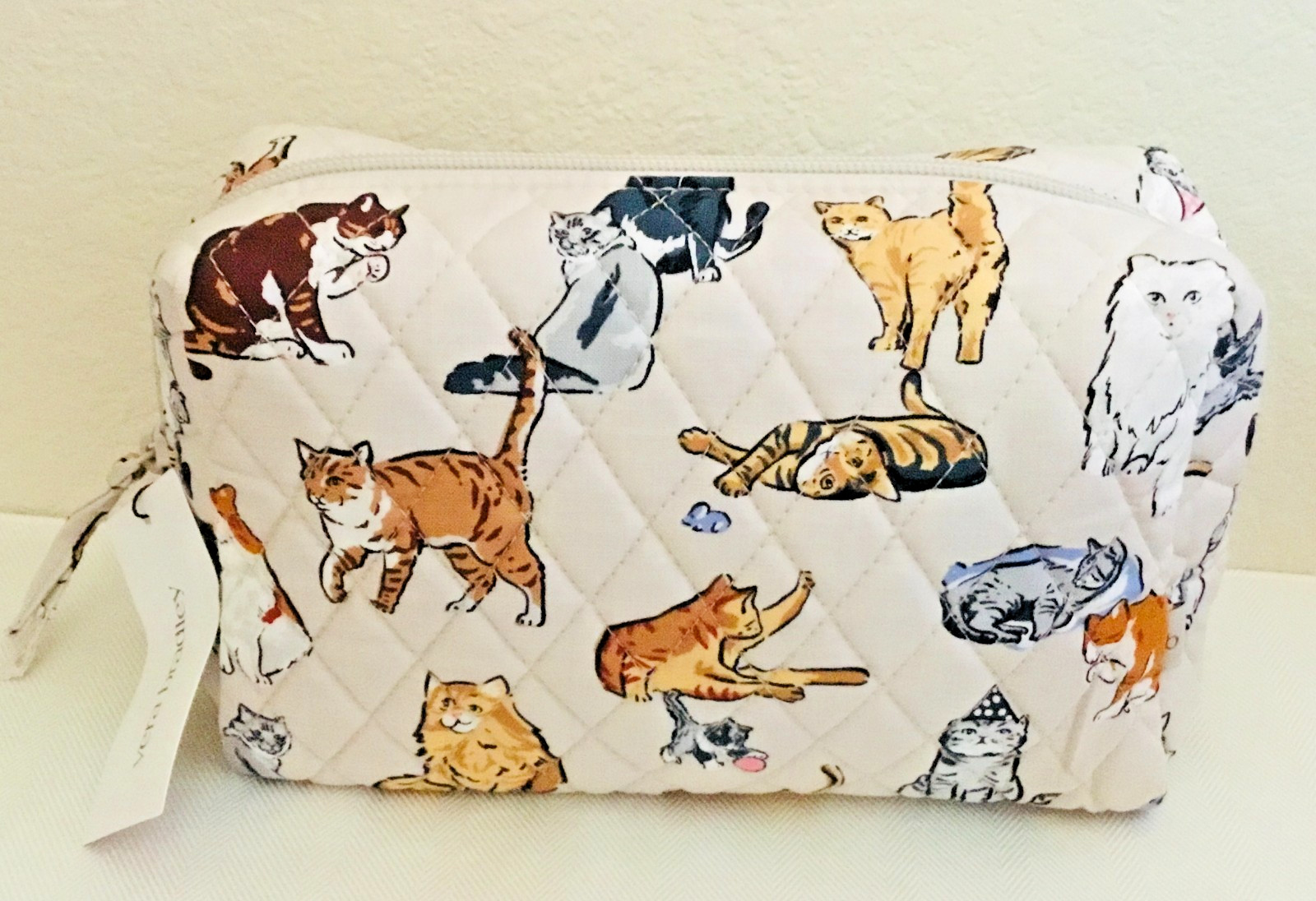 Vera Bradley ~ “A Cat’s Life” ~ Essential Medium Cosmetic Bag ~ NWT