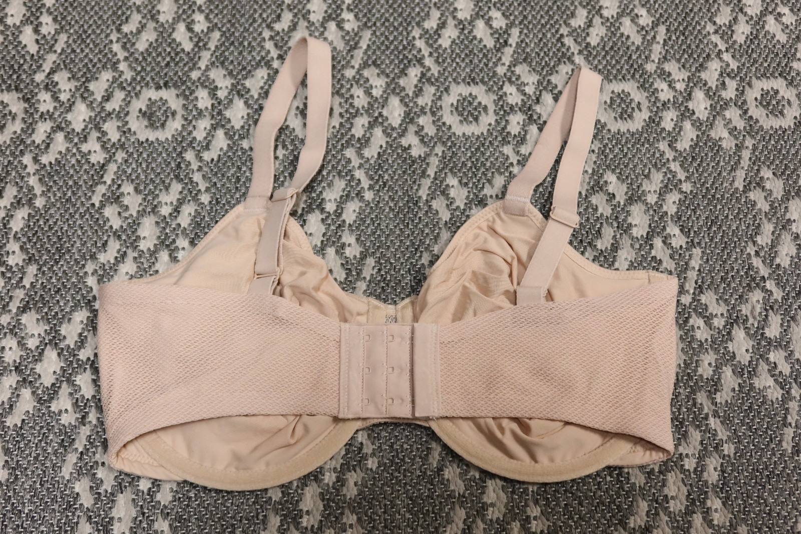 New Wacoal Wacoal Keep Your Cool Underwire Bra – 34DDD – Sand – # 855378