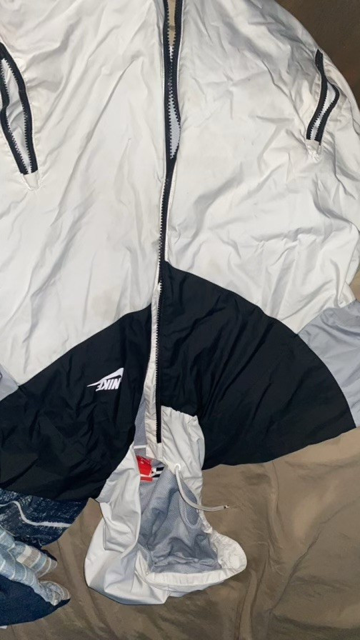 Nike Men’s Colorblock Hooded Full Zip Windbreaker Jacket White Black Gray M