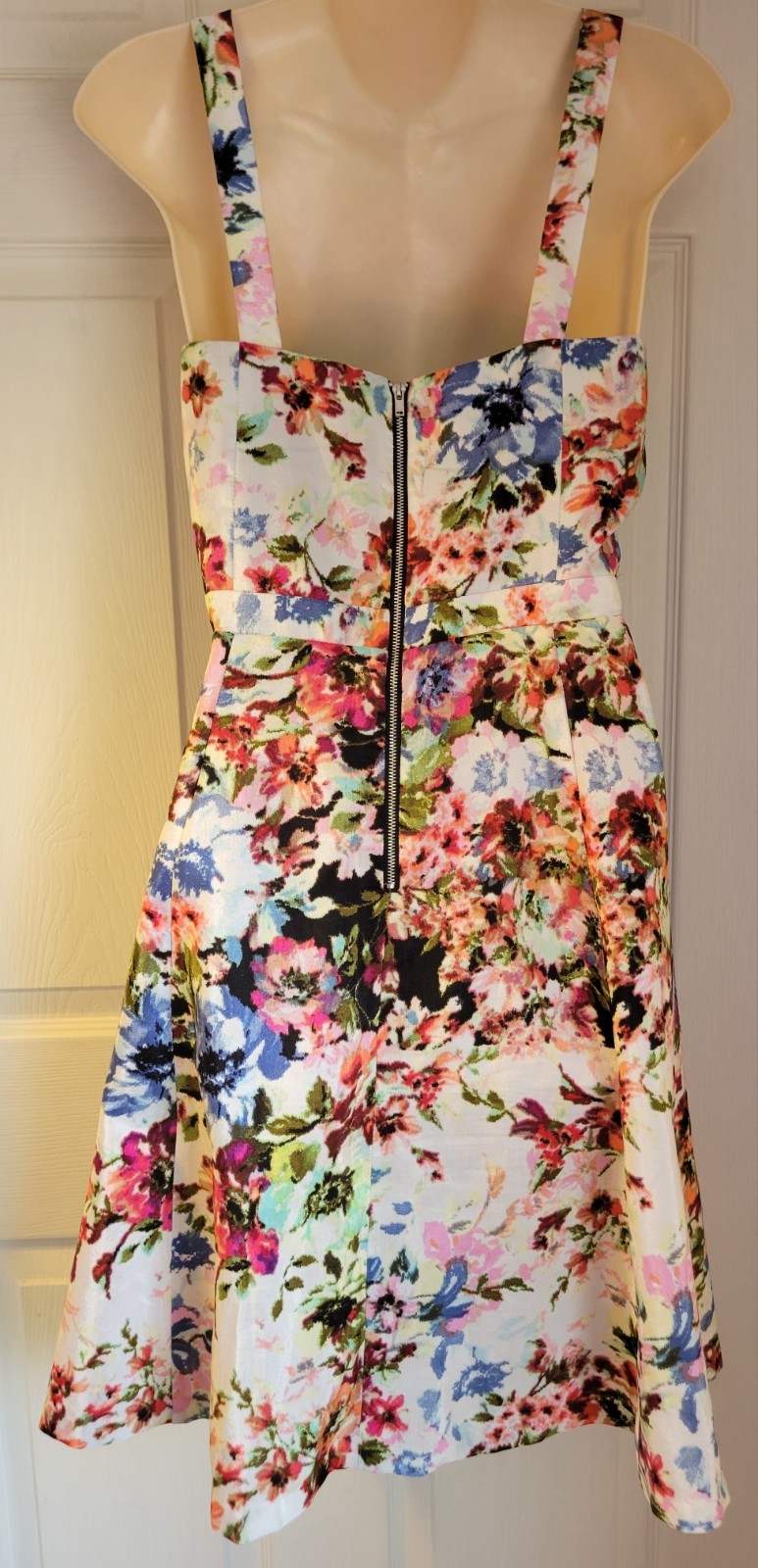 Gabby Multicolor Floral Sundress With Layered Chest Sheath Size 12