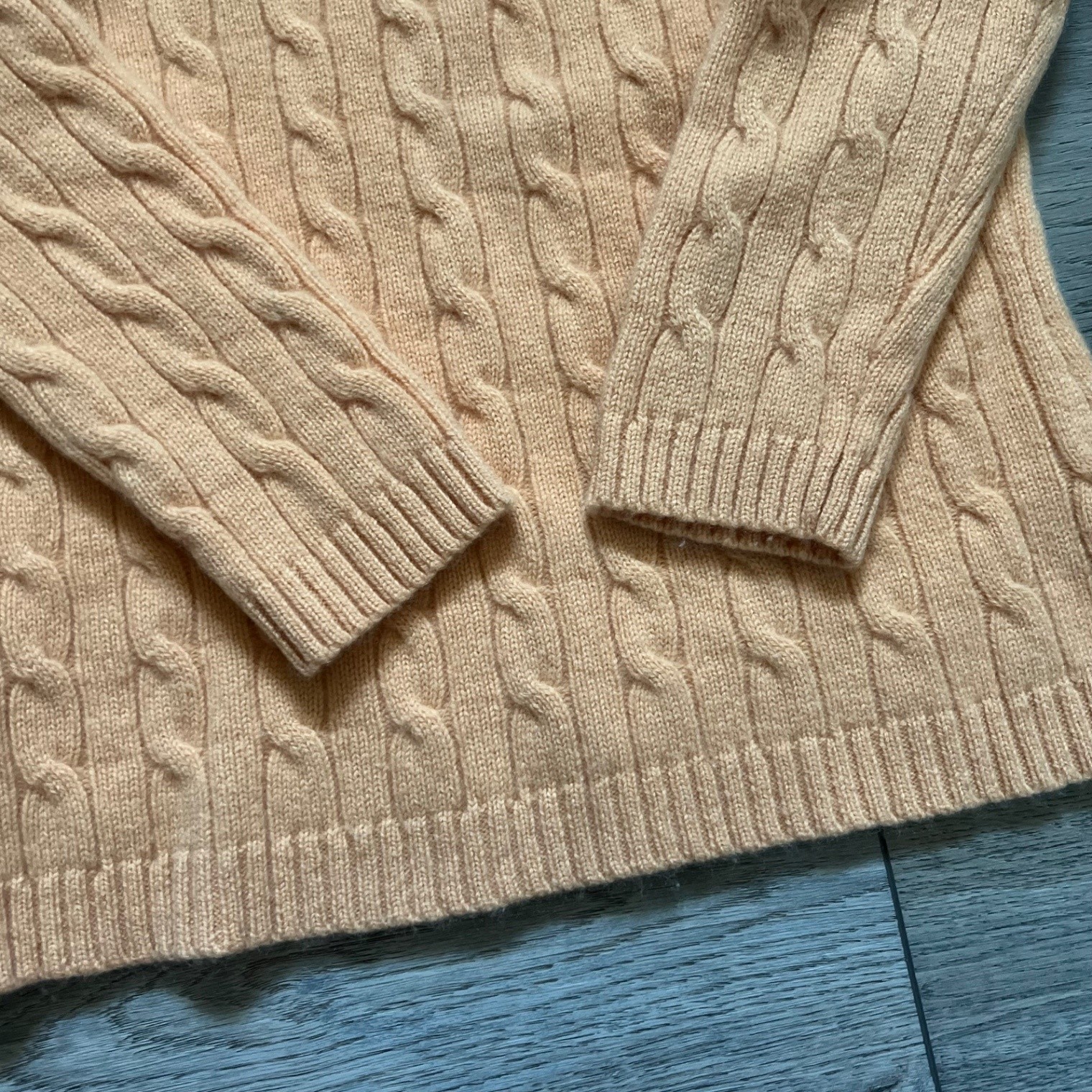 Lord & Taylor Women’s M Pullover Sweater Cable Knit 100% Cashmere Peach Yellow