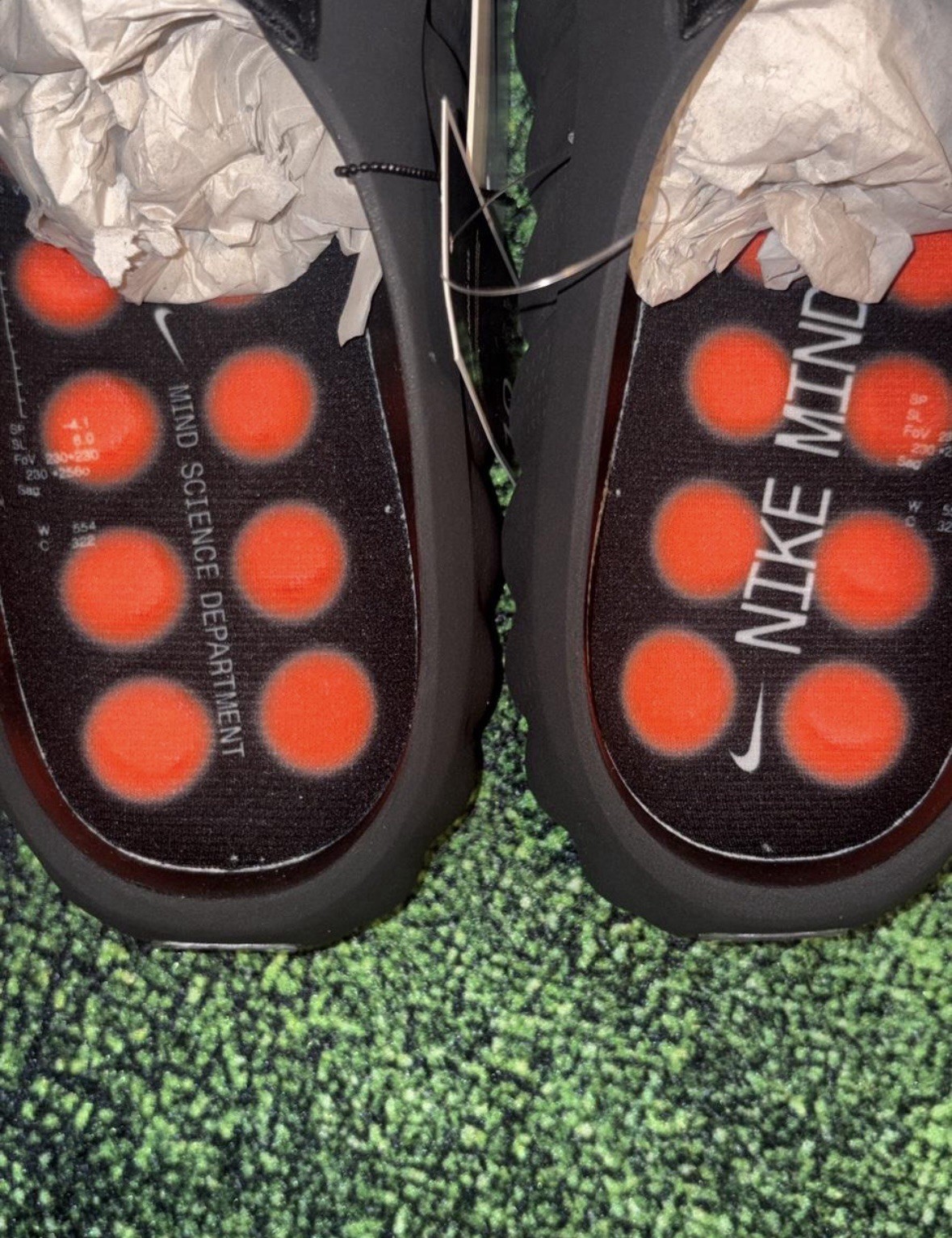 Nike Mind 001 black chrome slides