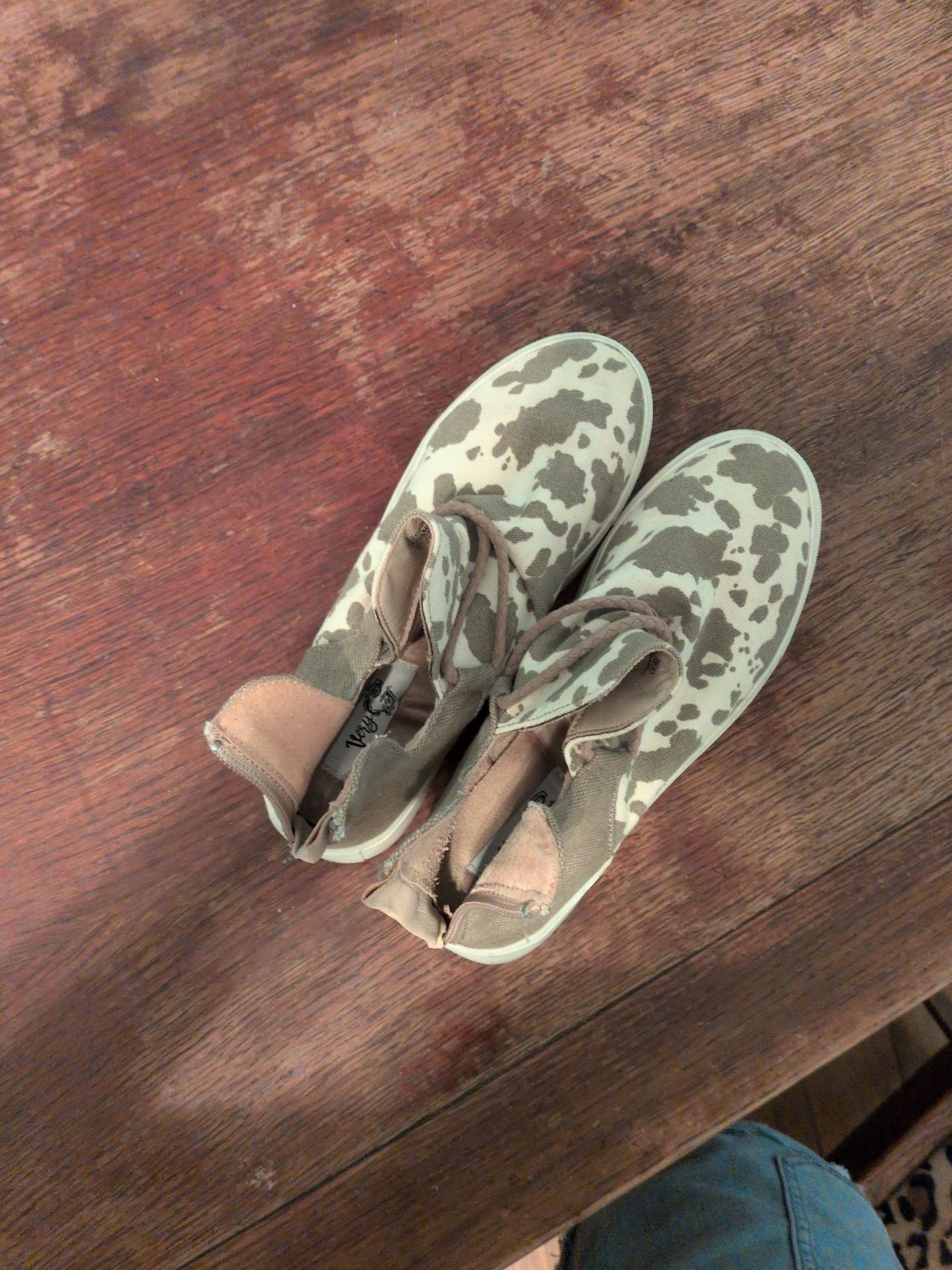 Very G Women’s Tan and White Cow Print Slip-On Sneakers