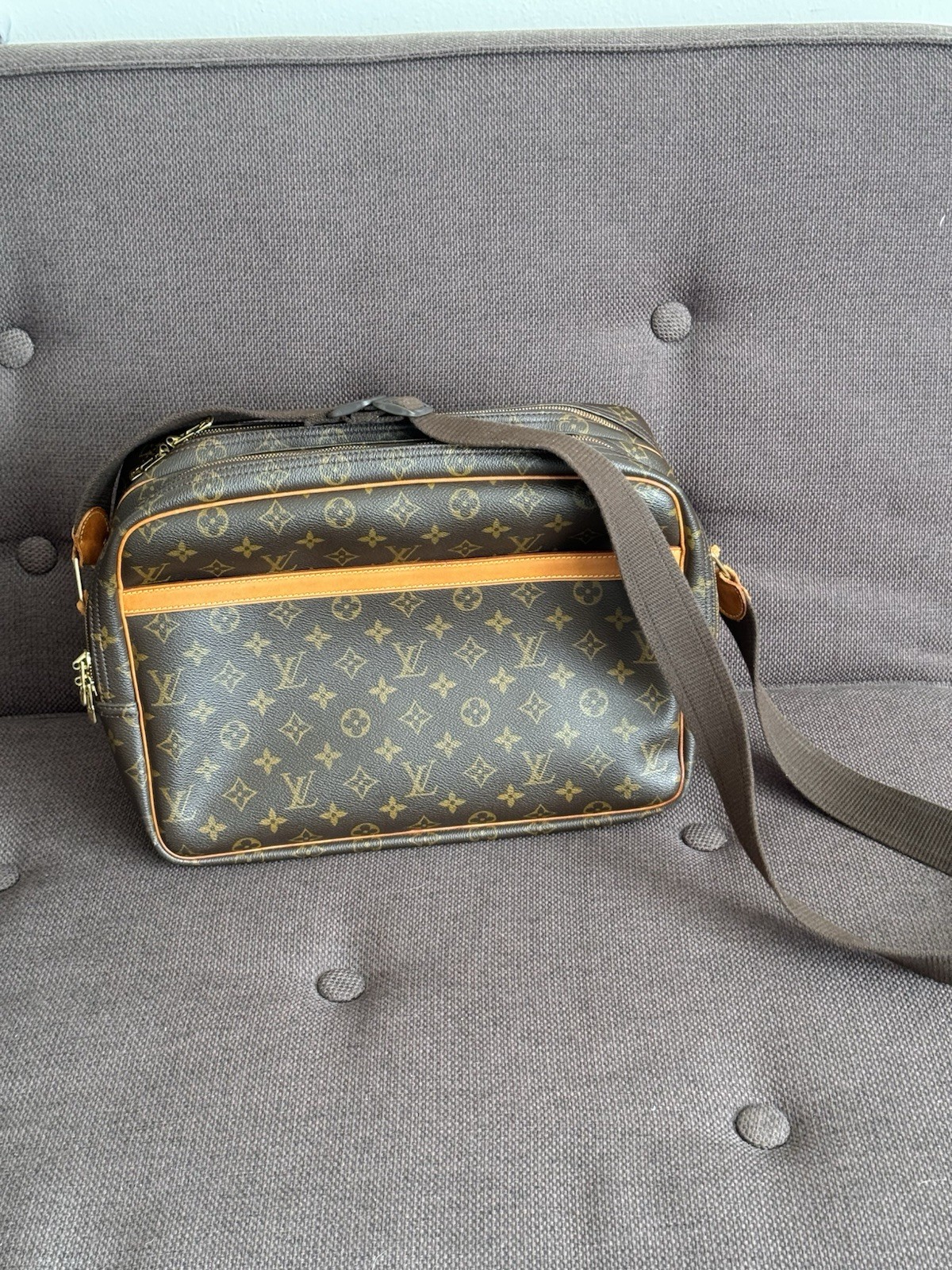 Louis Vuitton Reporter Bag Monogram Canvas GM