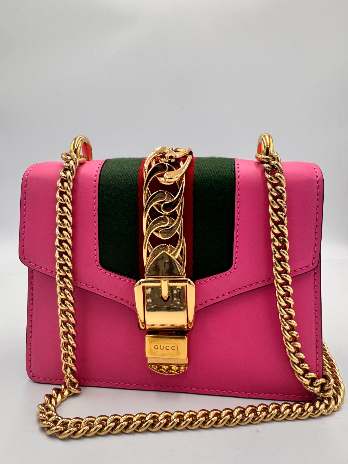 Authentic Gucci Sylvie Small Pink Leatheer Shoulder Bag Gold Chain Webstripe