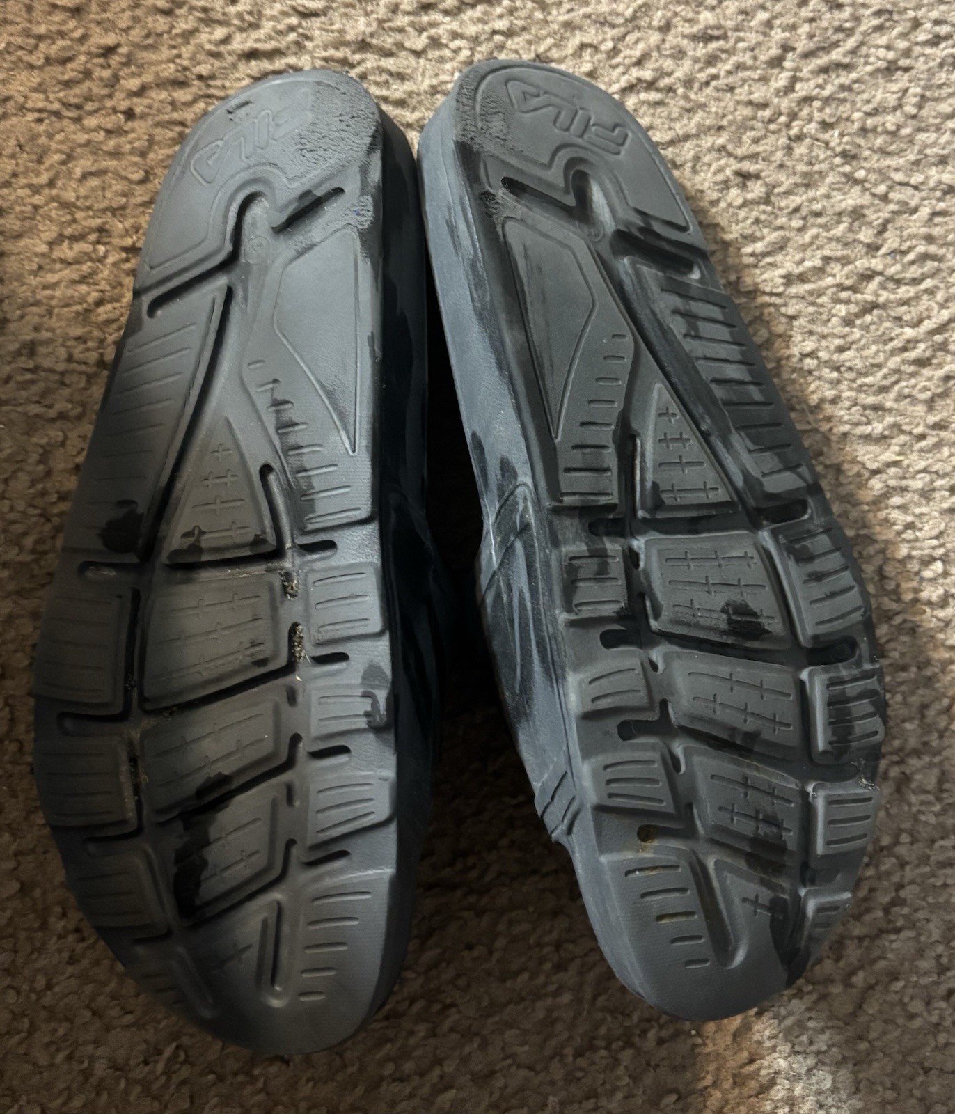 Fila Men’s Slide Sandals Gray/Black Size 8