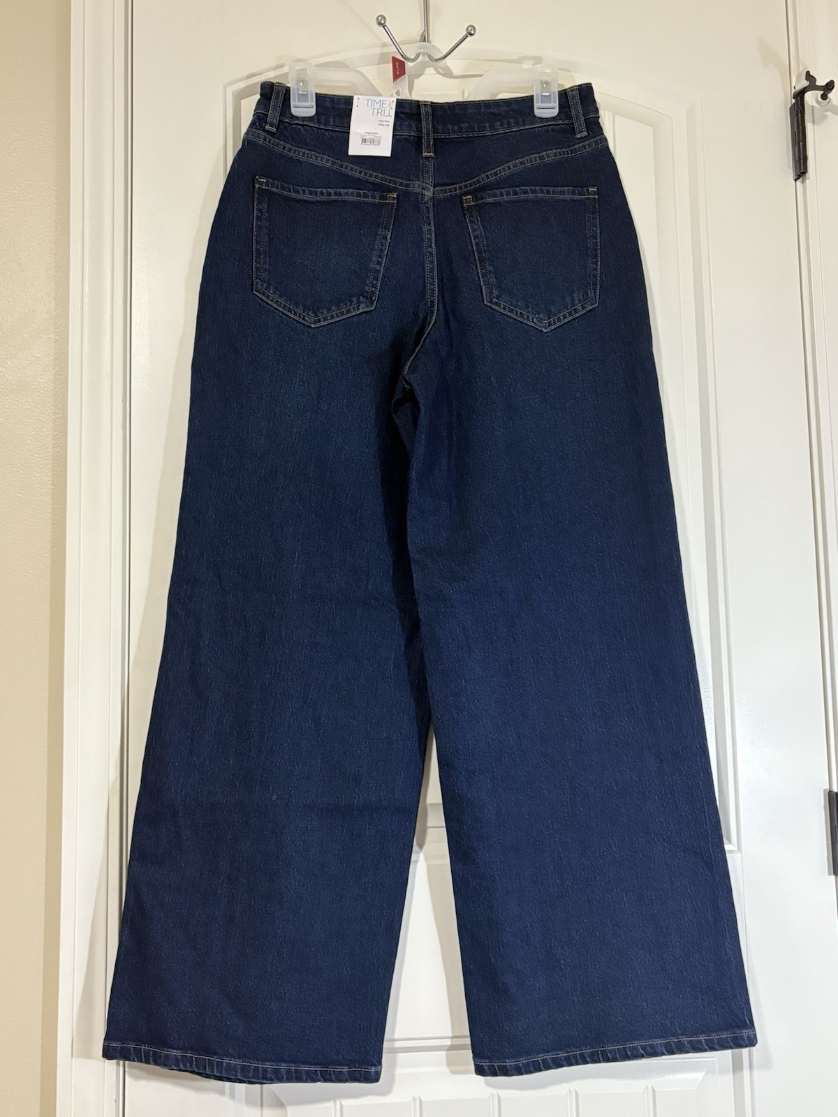 Time and Tru Women’s Dark Wash Wide-Leg Blue Denim Jeans 5-Pocket, High Rise, 16