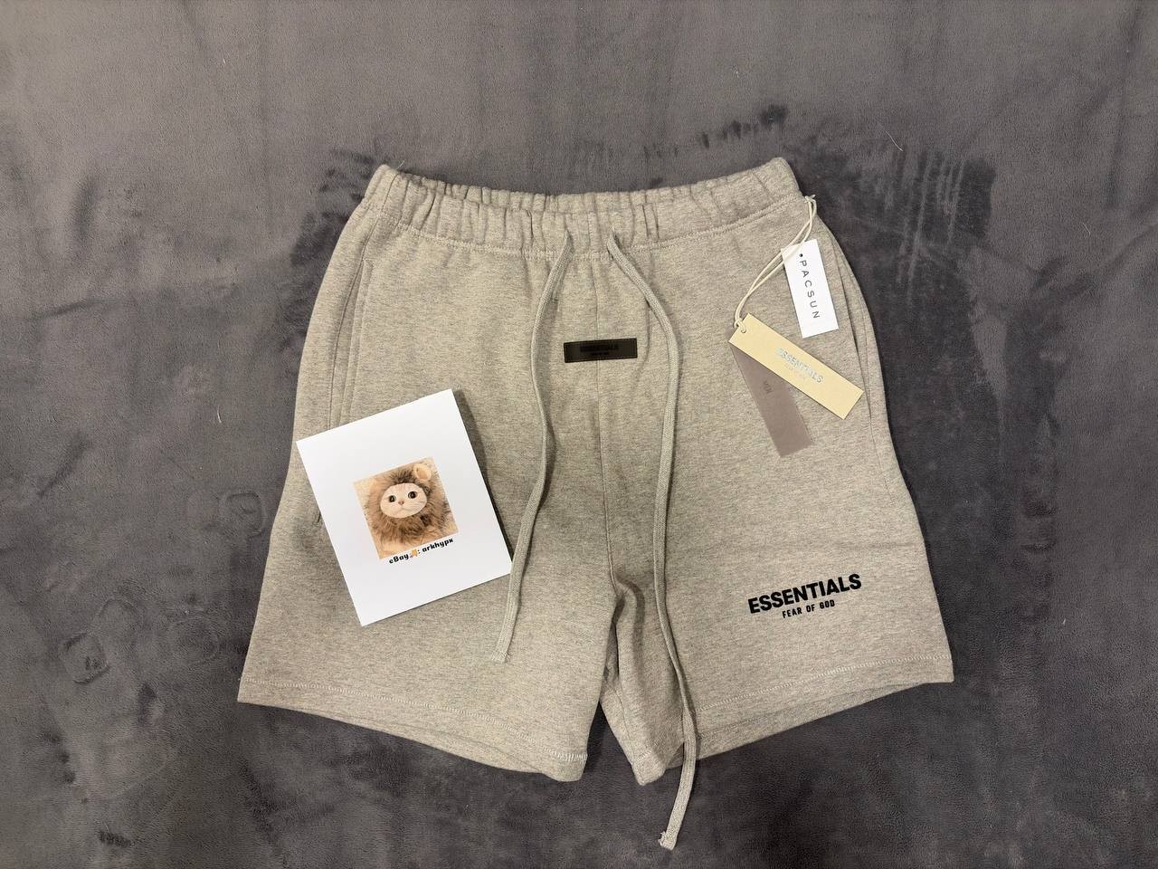 Fear of God Essentials Shorts SS22 Dark Oatmeal Gray – NEW WITH TAGS (XS-XL)