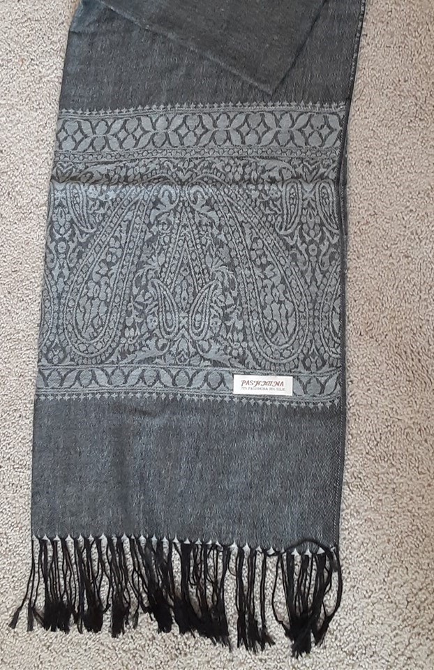 Shawl Wrap Pashmina Silk Blend Gray w/ Paisley Border Fringed 28″ x 80″ New