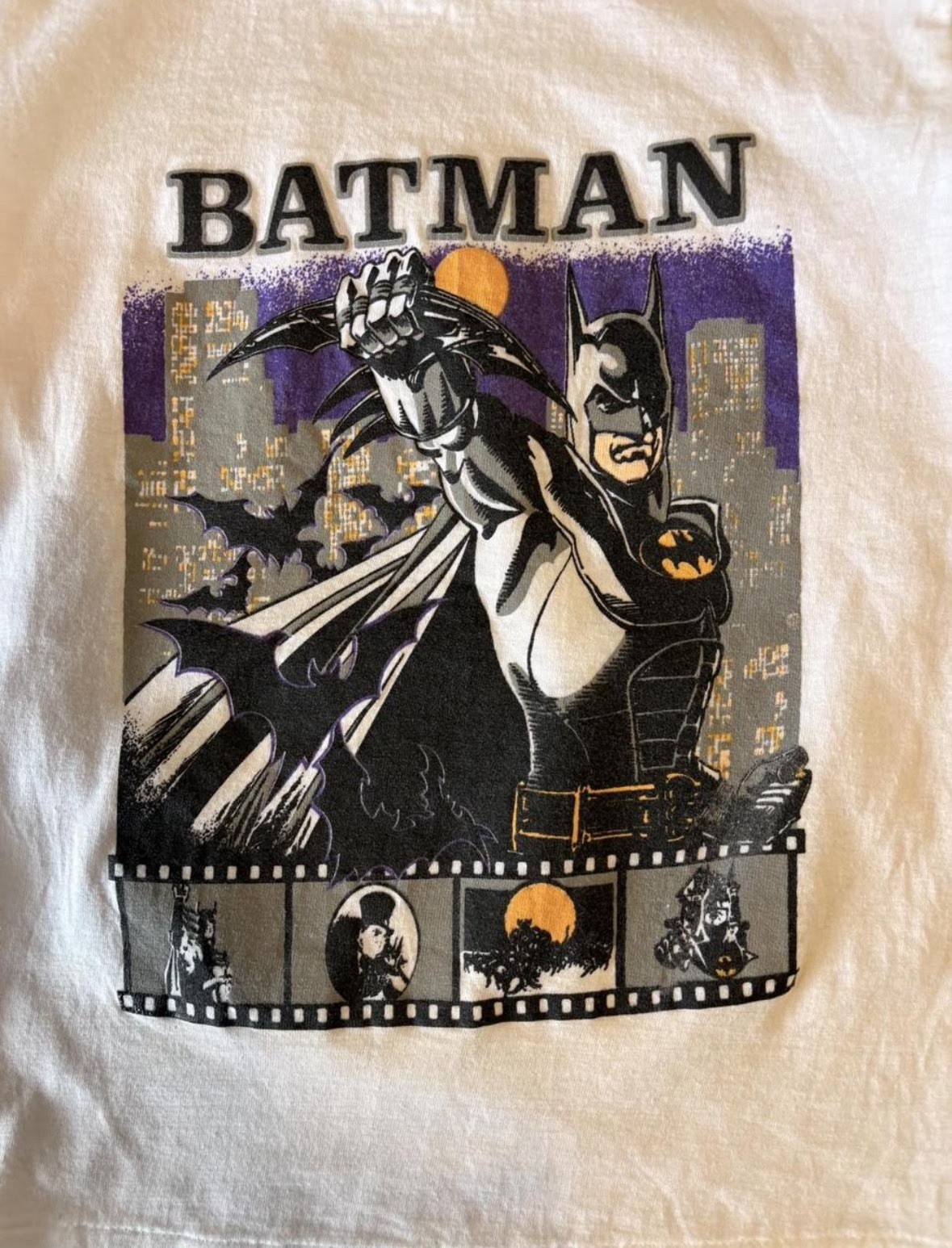 Vintage 1997 Batman DC Comics Youth T-Shirt BYC Tag Made in USA 90s