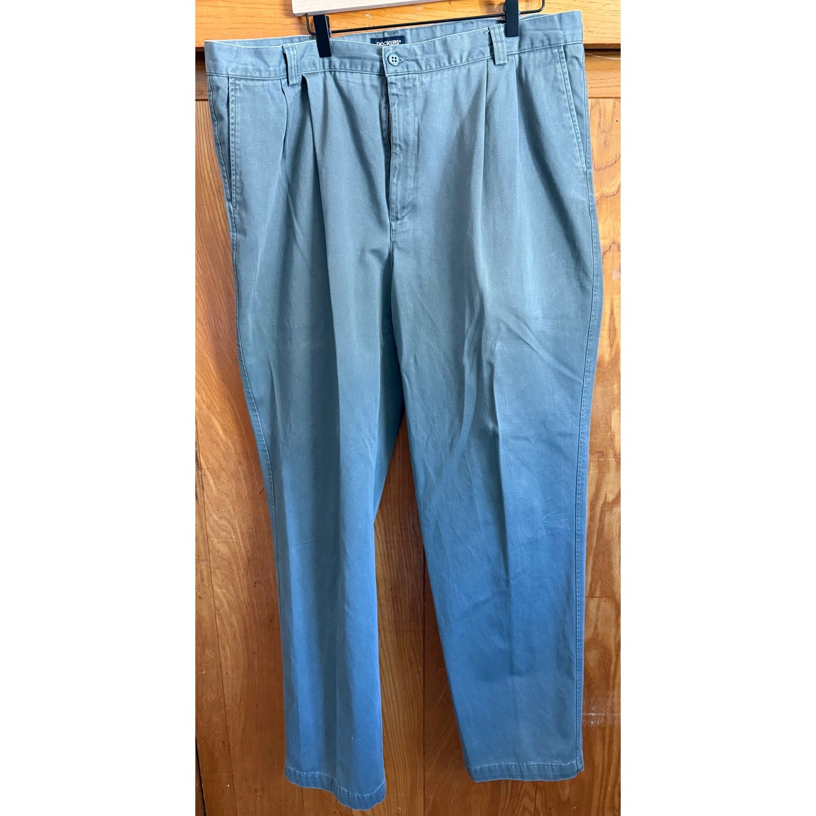 Vintage 90s Dockers Surplus Relaxed Pleated Pants W42 L36