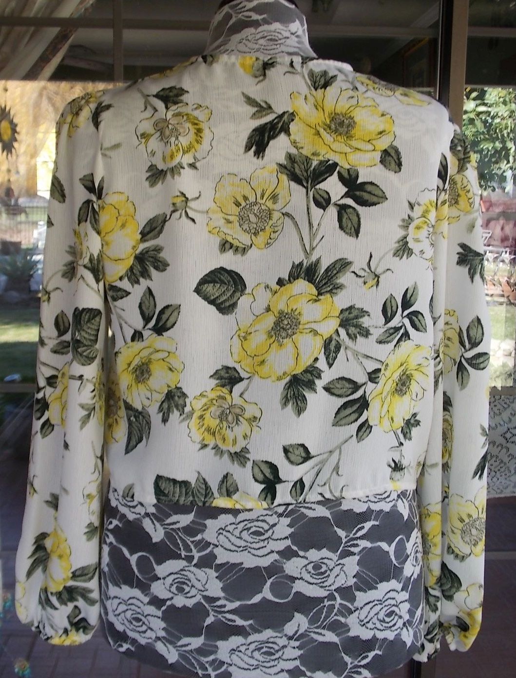 Long Sleeve Yellow Floral Ruched Front Tie Blouse Sz. XL 44″ Bust